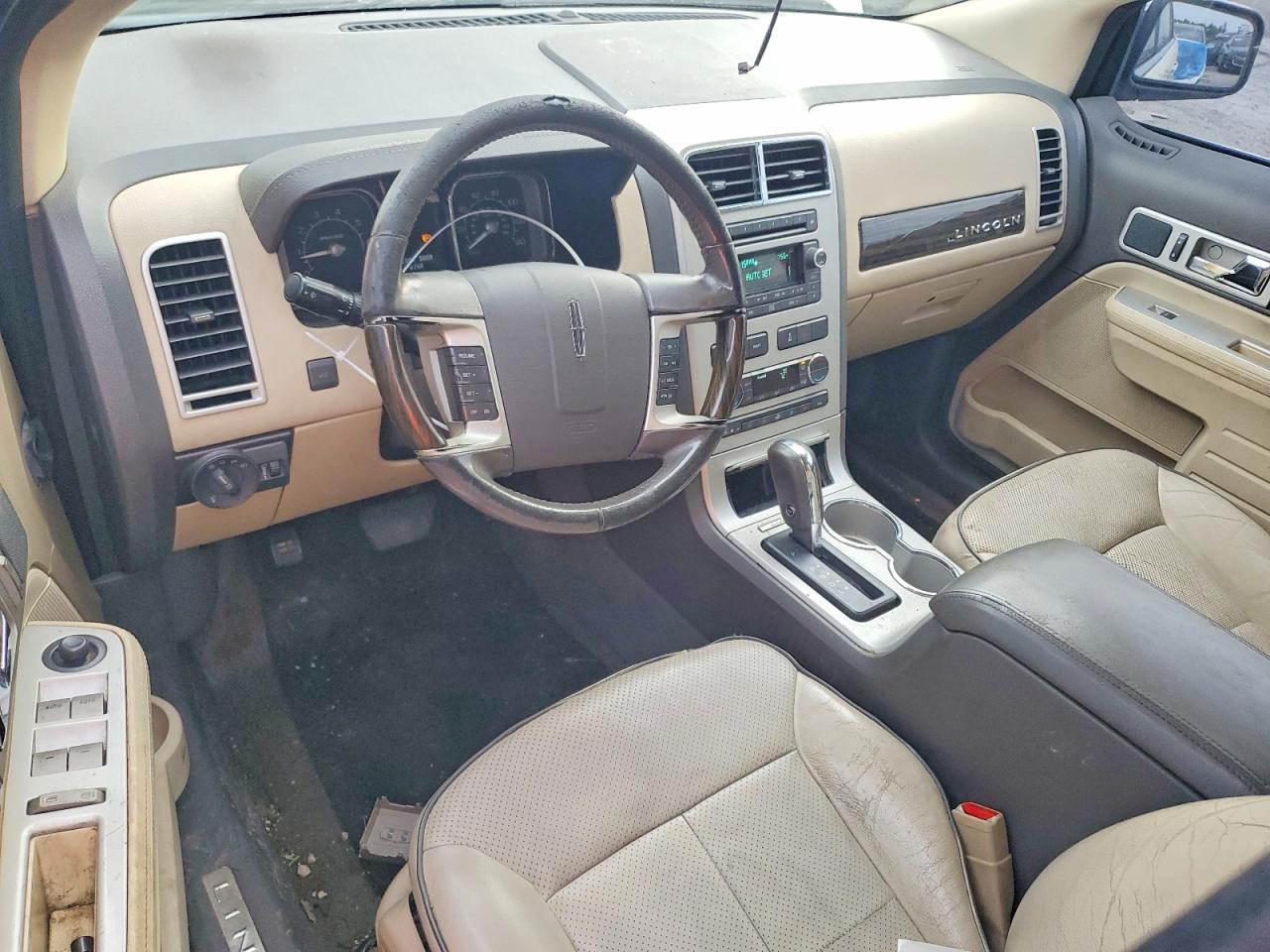 2008 Lincoln Mkx Cream vin: 2LMDU88C38BJ07380