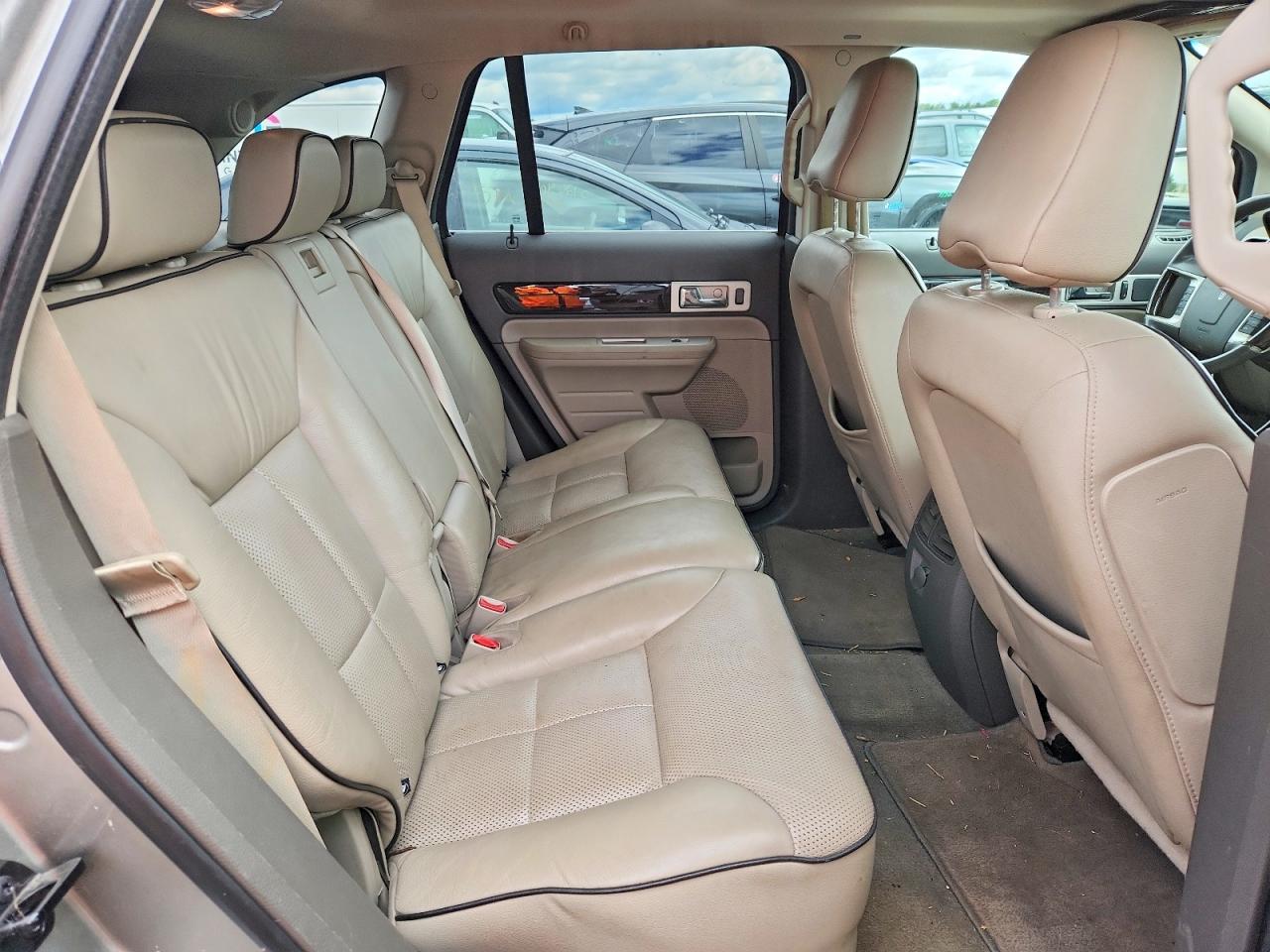 2008 Lincoln Mkx Silver vin: 2LMDU88C38BJ29346