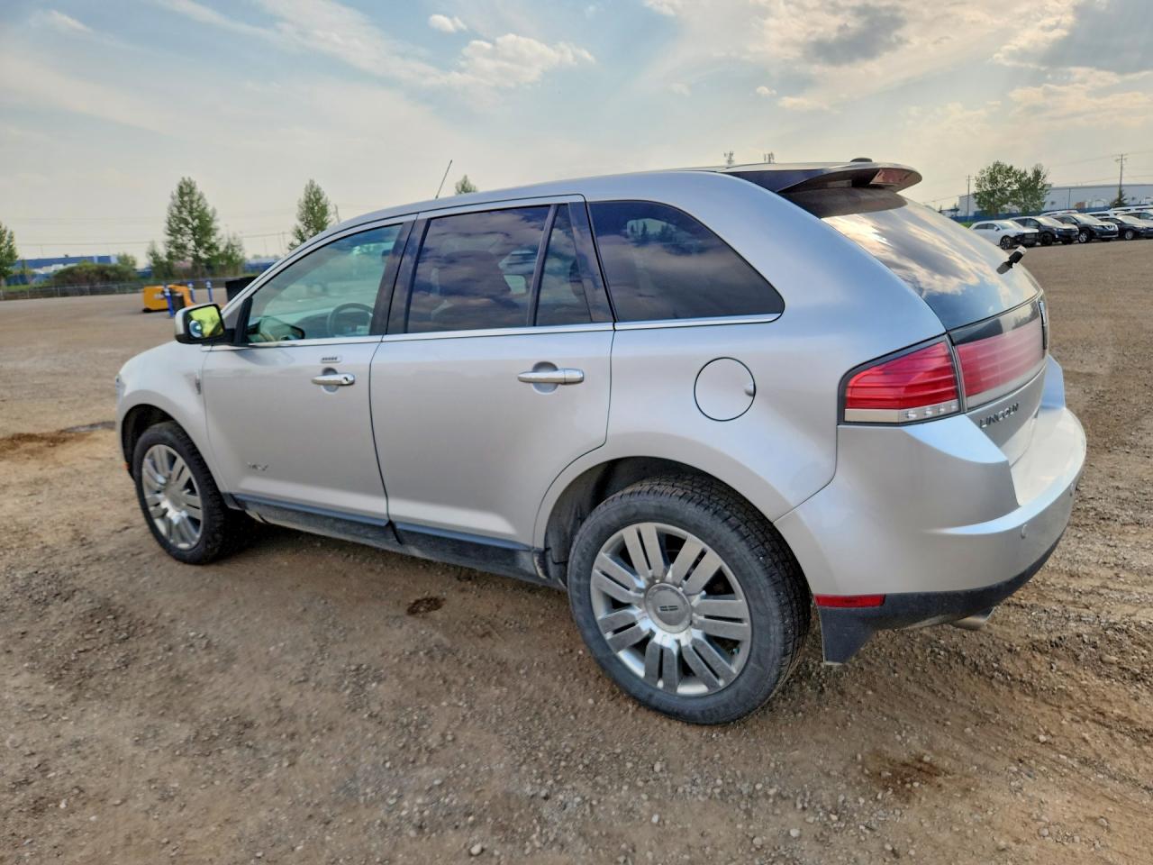2009 Lincoln Mkx Silver vin: 2LMDU88C39BJ01757