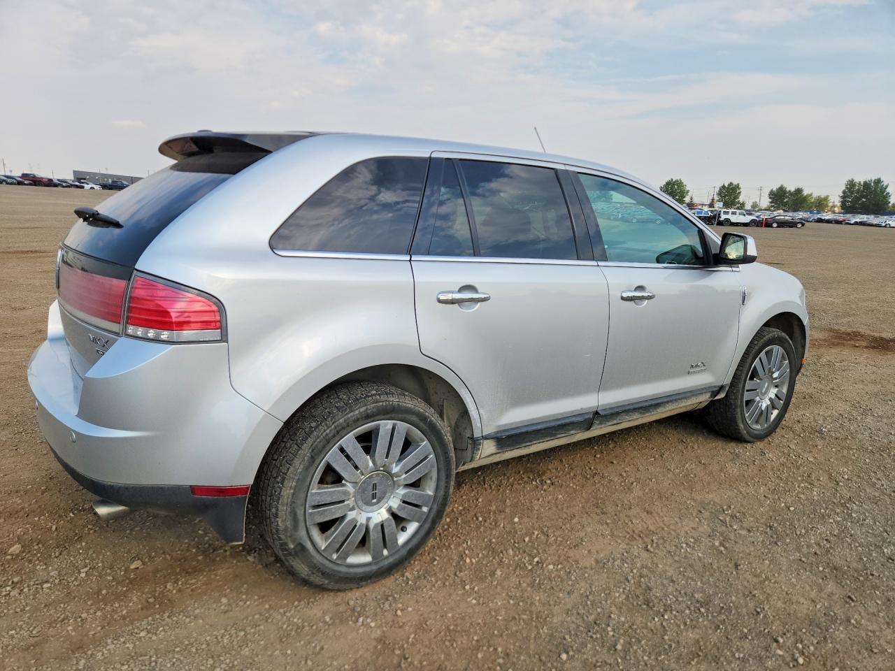 2009 Lincoln Mkx Silver vin: 2LMDU88C39BJ01757