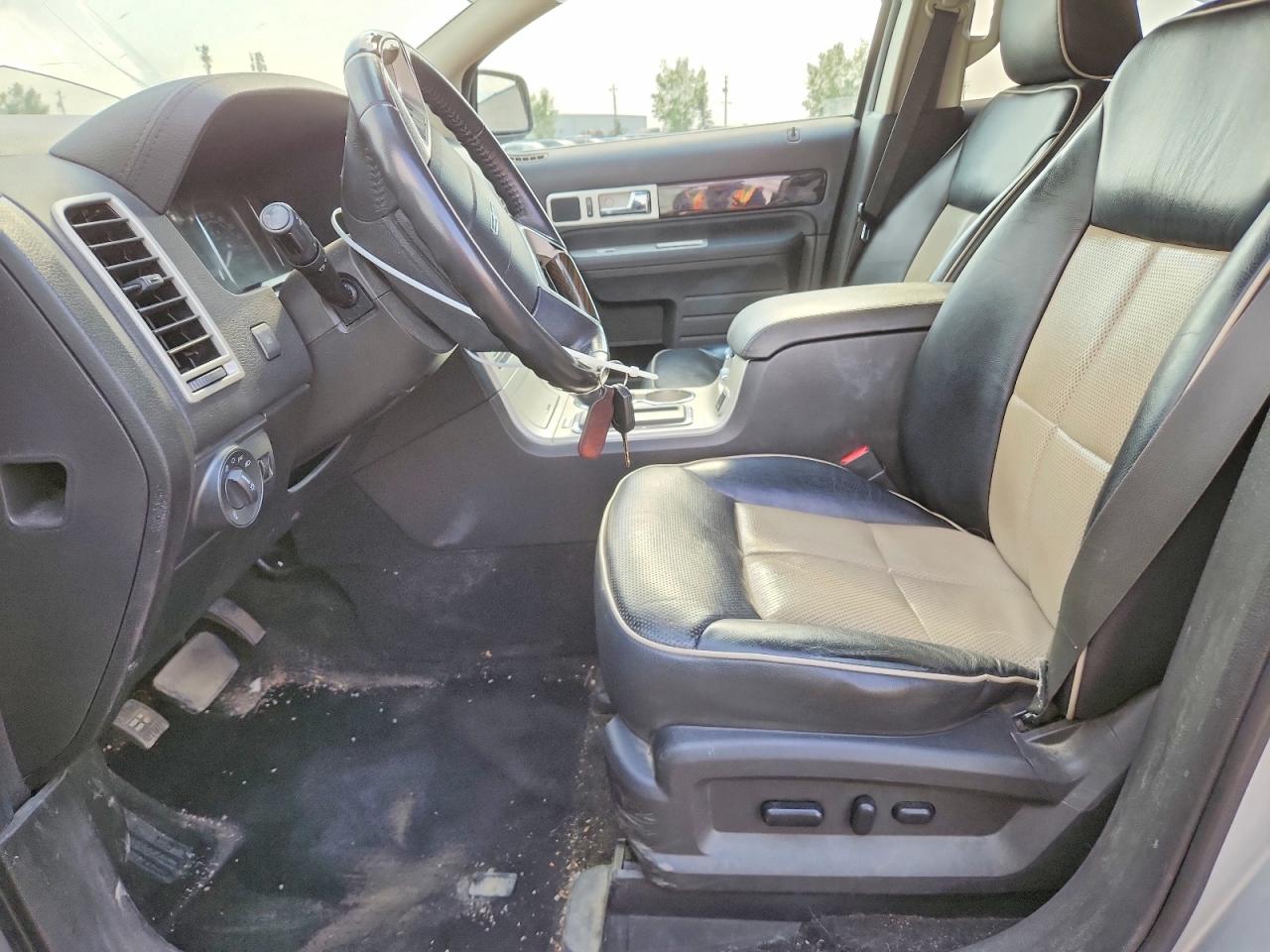 2009 Lincoln Mkx Silver vin: 2LMDU88C39BJ01757