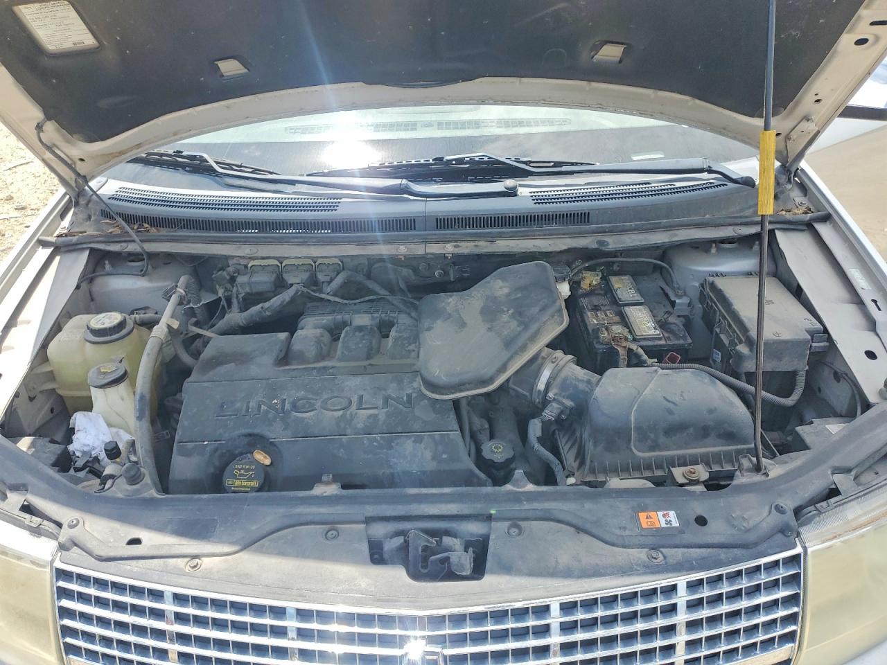 2009 Lincoln Mkx Серебряный vin: 2LMDU88C39BJ01922