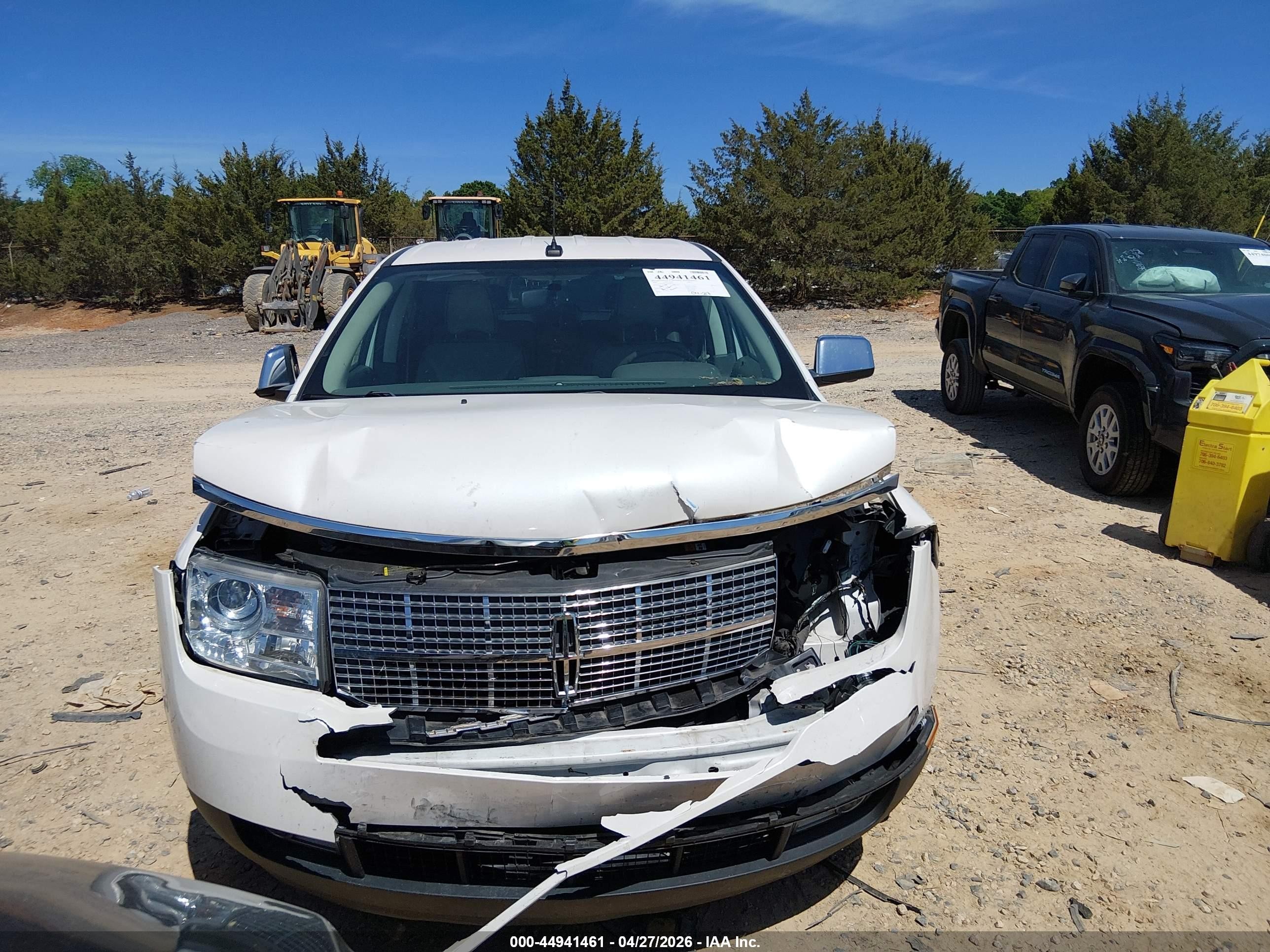2009 Lincoln Mkx   White vin: 2LMDU88C39BJ06537