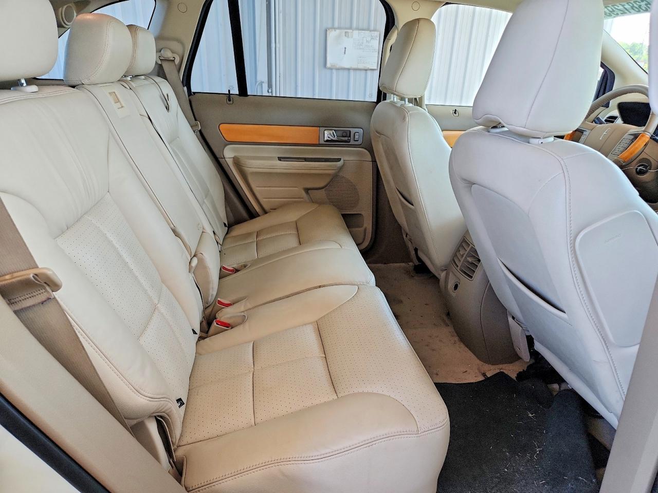 2007 Lincoln Mkx Beige vin: 2LMDU88C47BJ37650