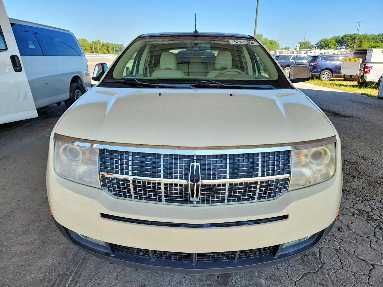 2007 Lincoln Mkx Beige vin: 2LMDU88C47BJ37650