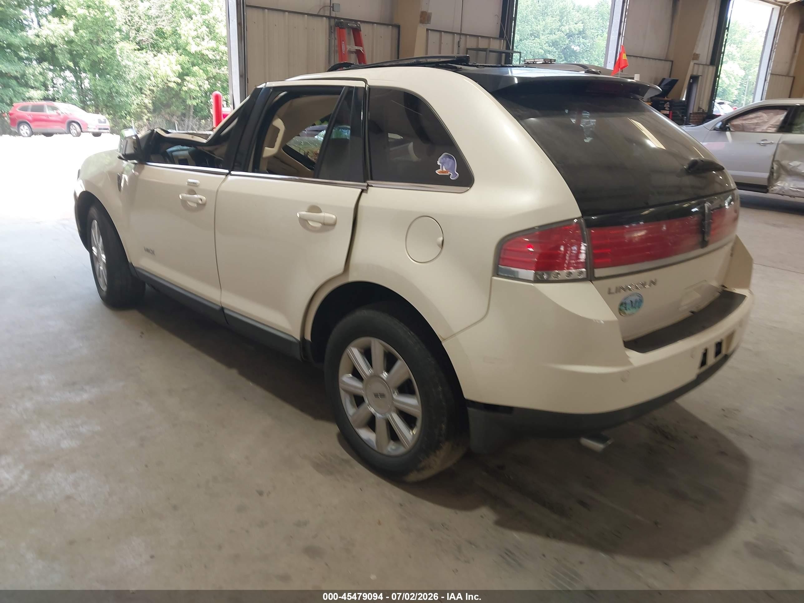 2008 Lincoln Mkx   White vin: 2LMDU88C58BJ16243