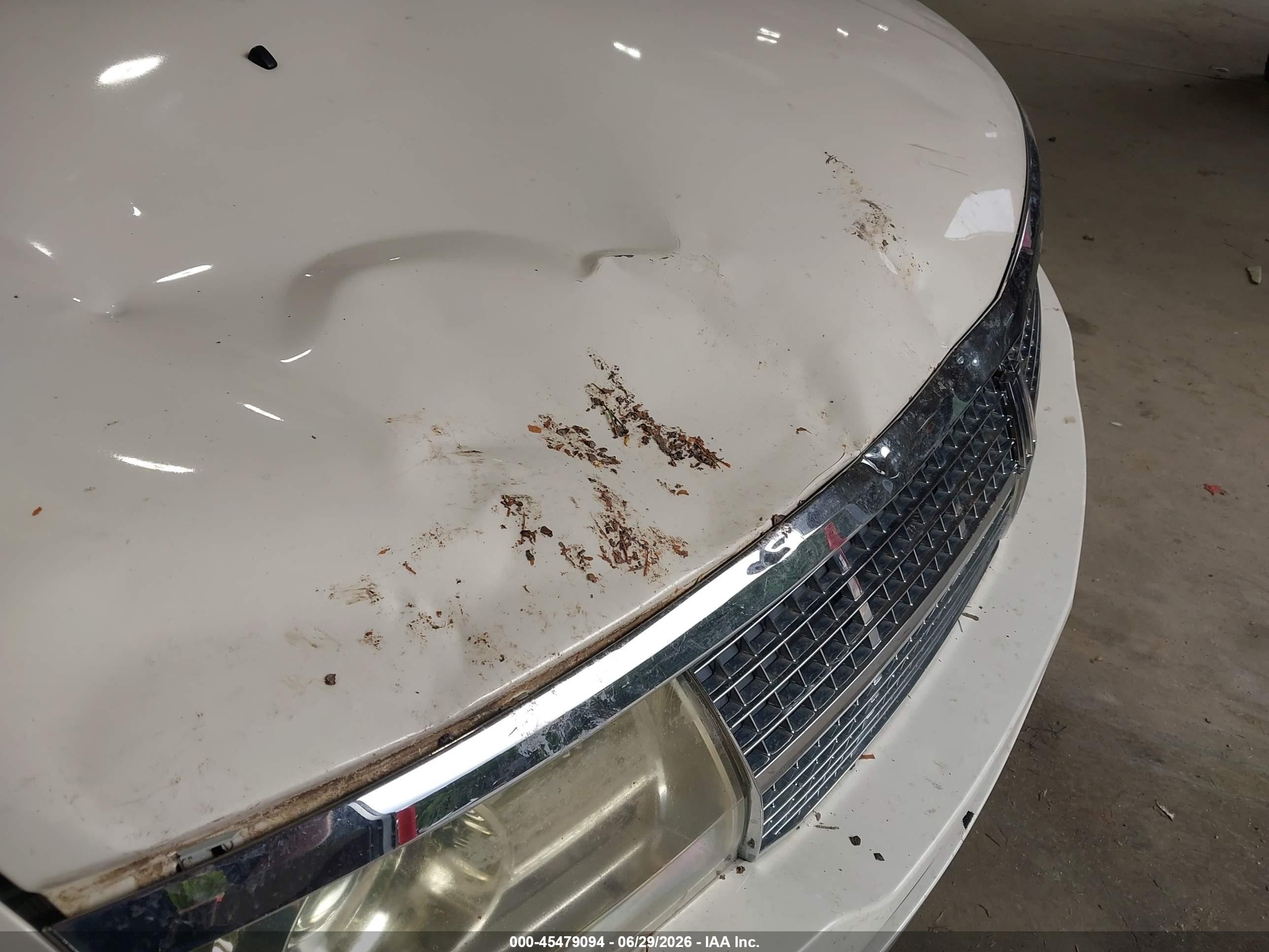 2008 Lincoln Mkx   White vin: 2LMDU88C58BJ16243