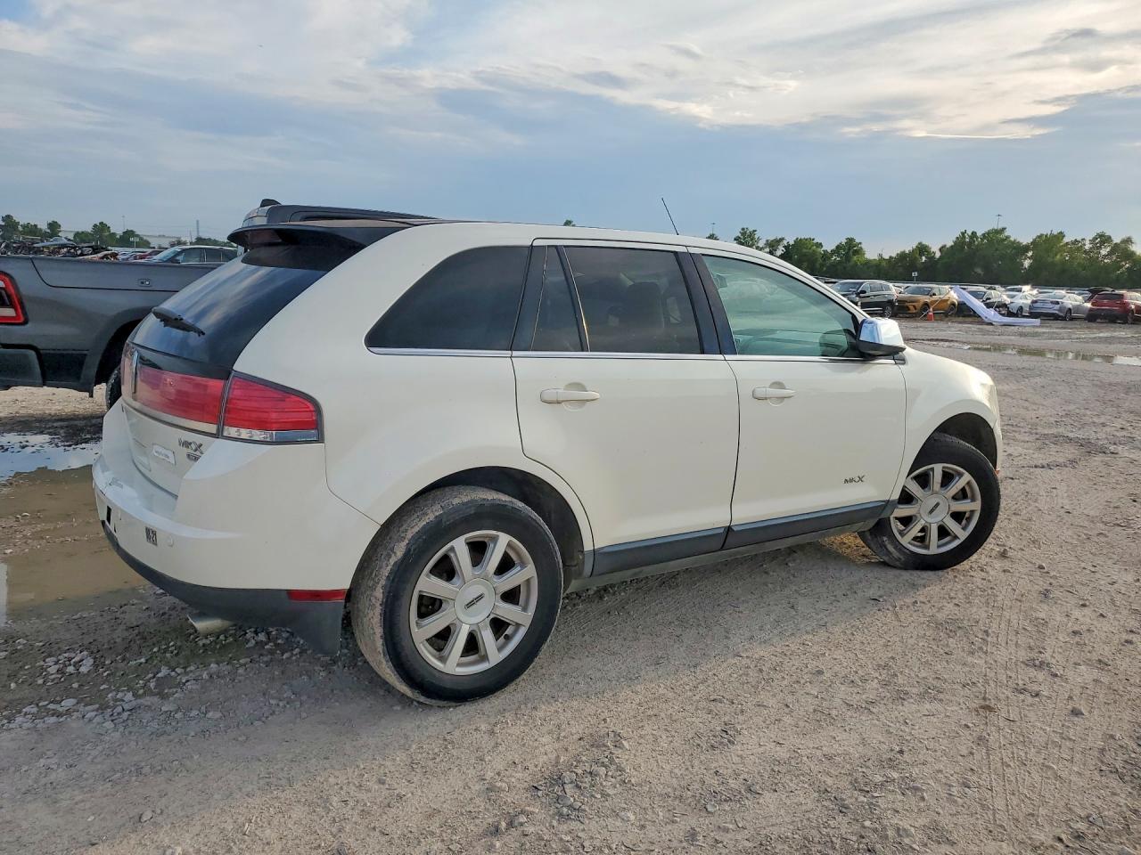 2007 Lincoln Mkx White vin: 2LMDU88C67BJ25693