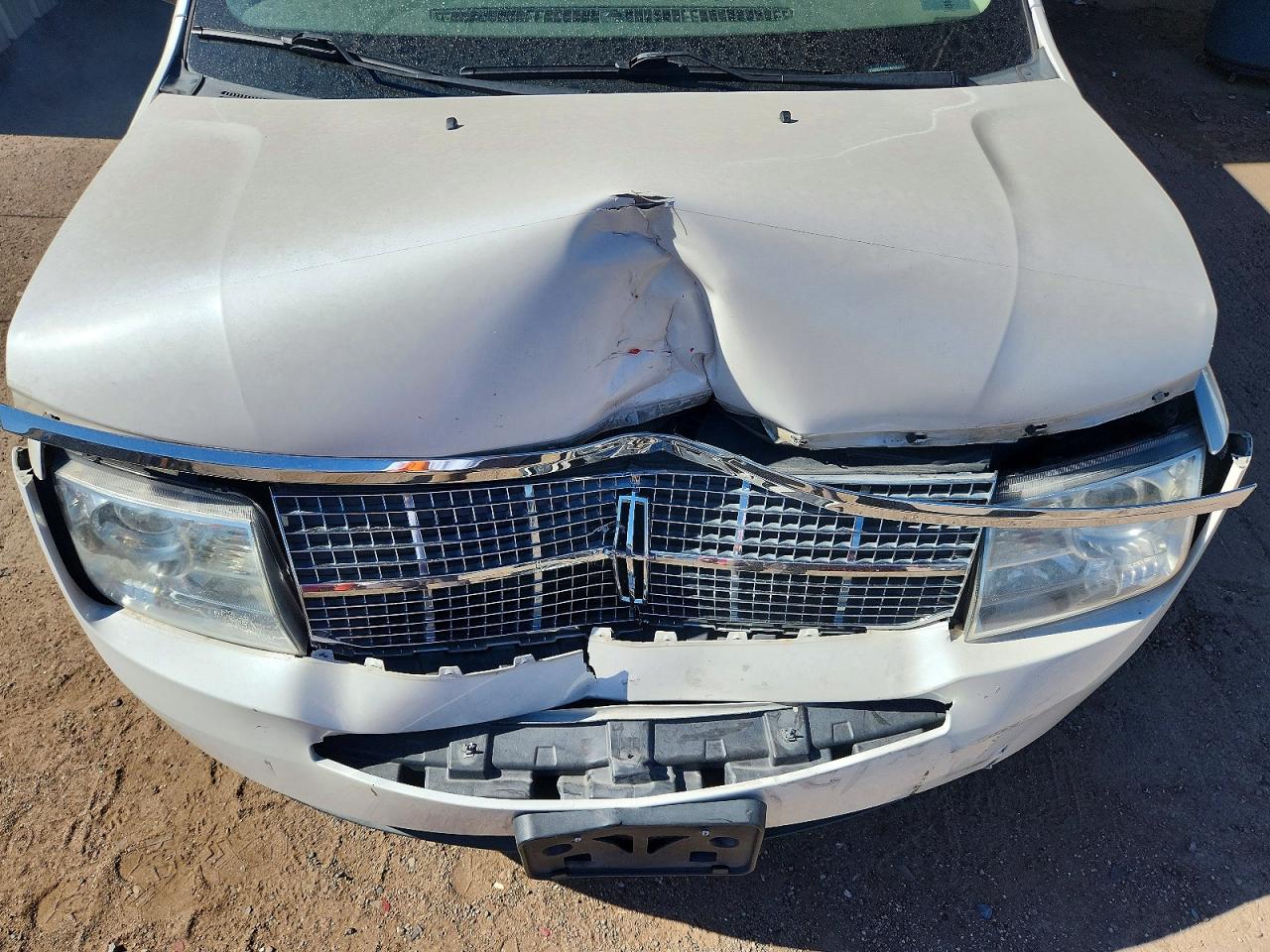 2009 Lincoln Mkx White vin: 2LMDU88C69BJ06466