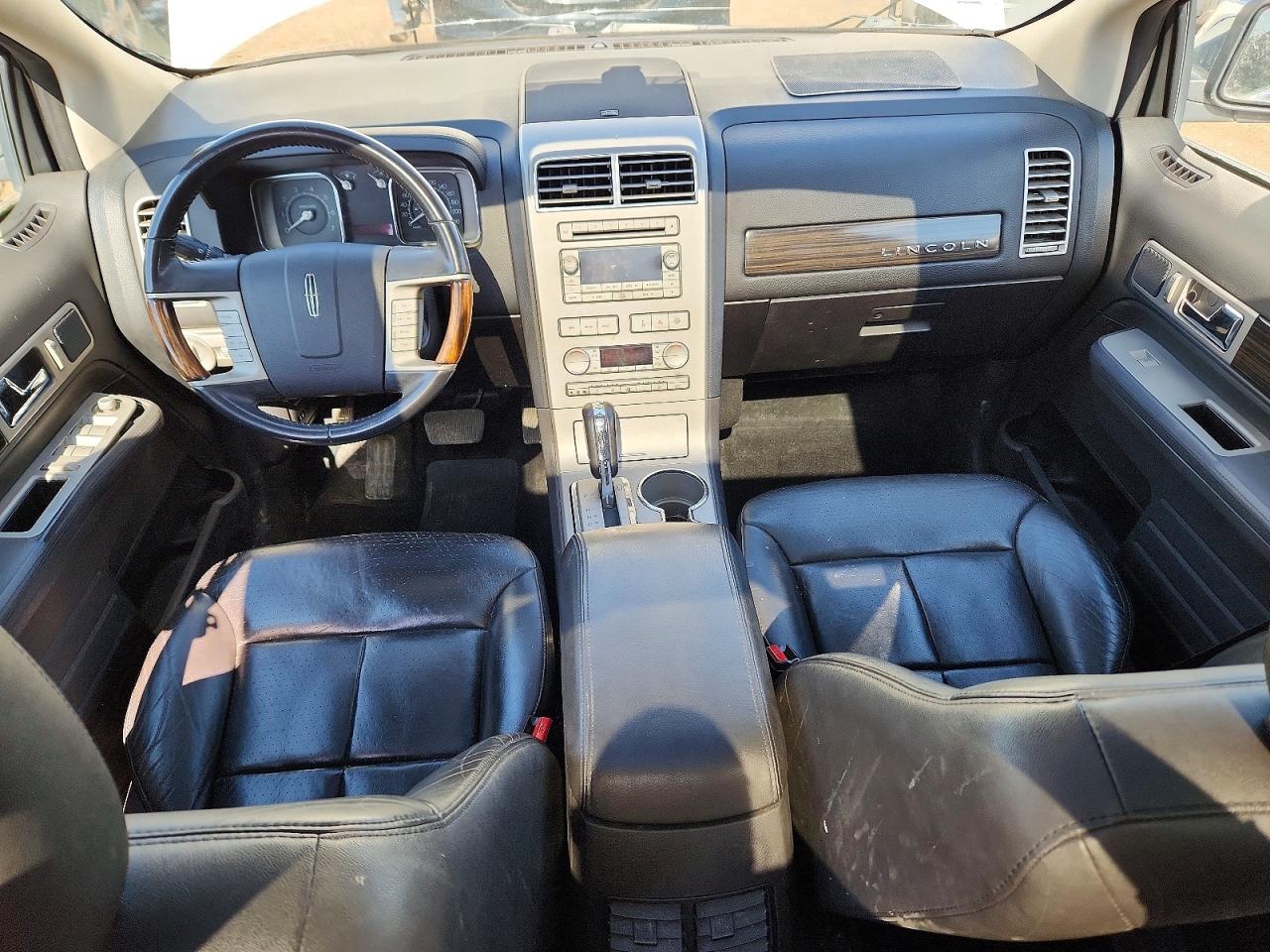 2007 Lincoln Mkx Cream vin: 2LMDU88C77BJ02780
