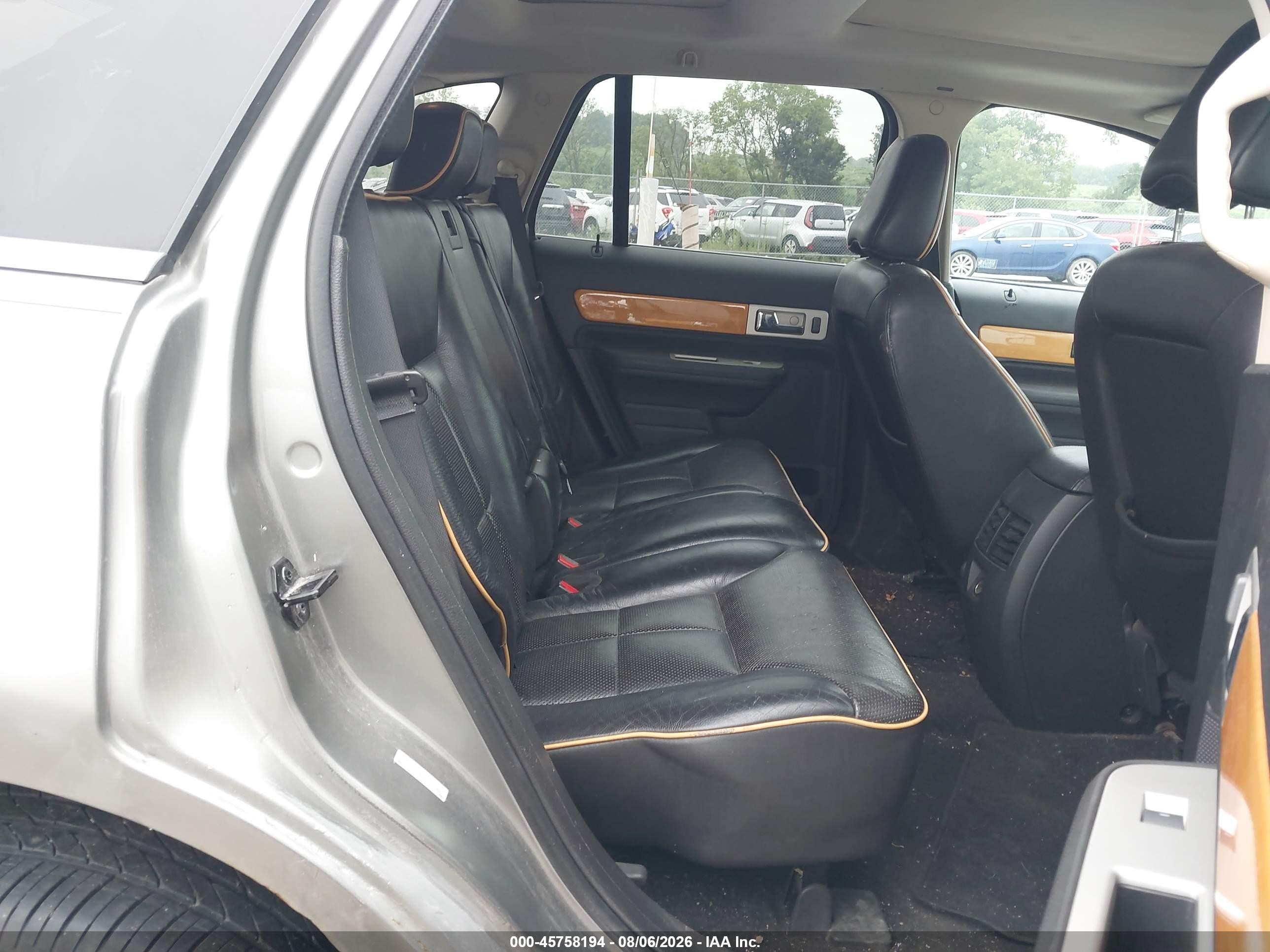 2008 Lincoln Mkx   Beige vin: 2LMDU88C88BJ16625