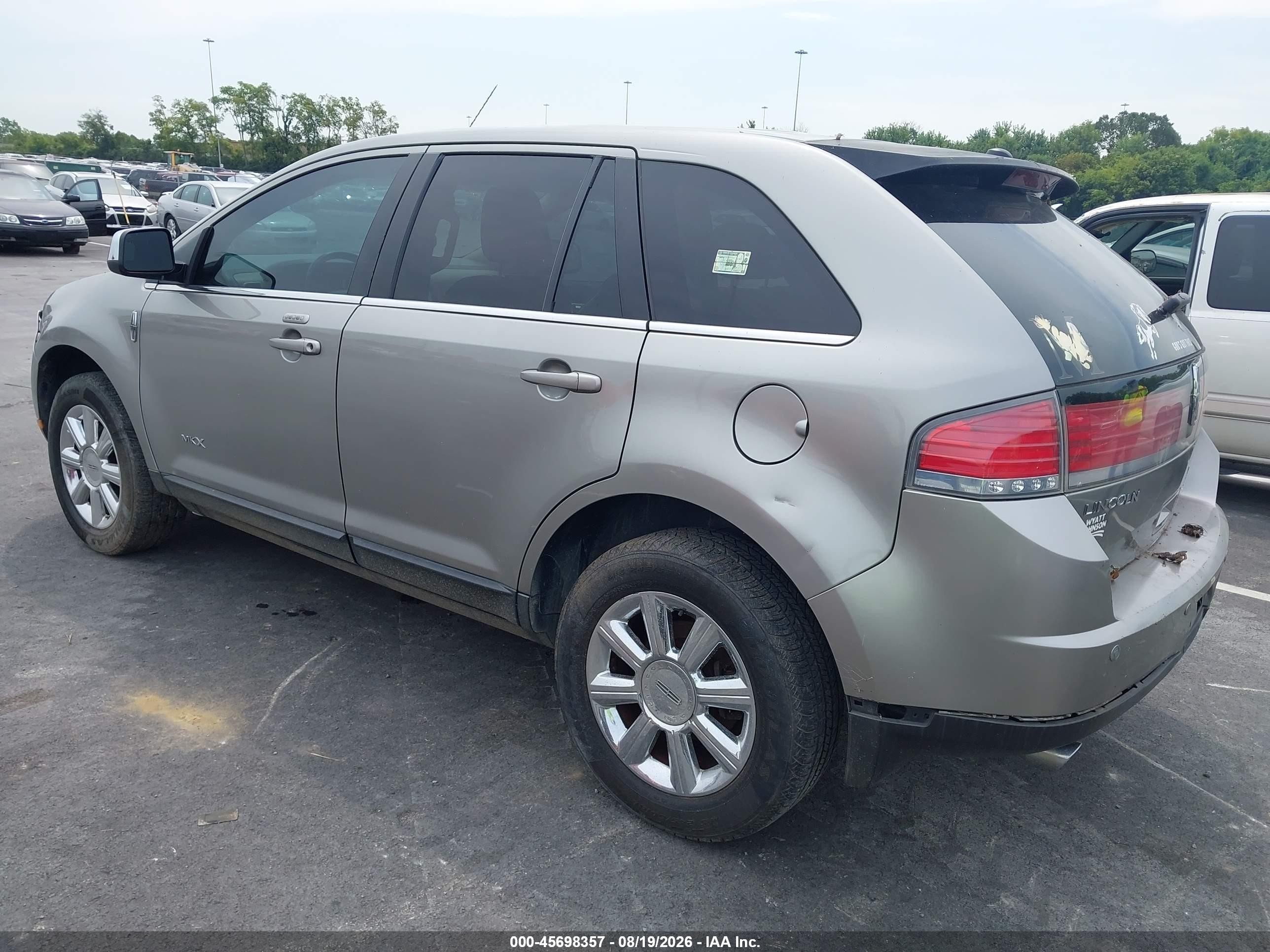 2008 Lincoln Mkx   Silver vin: 2LMDU88C88BJ29732