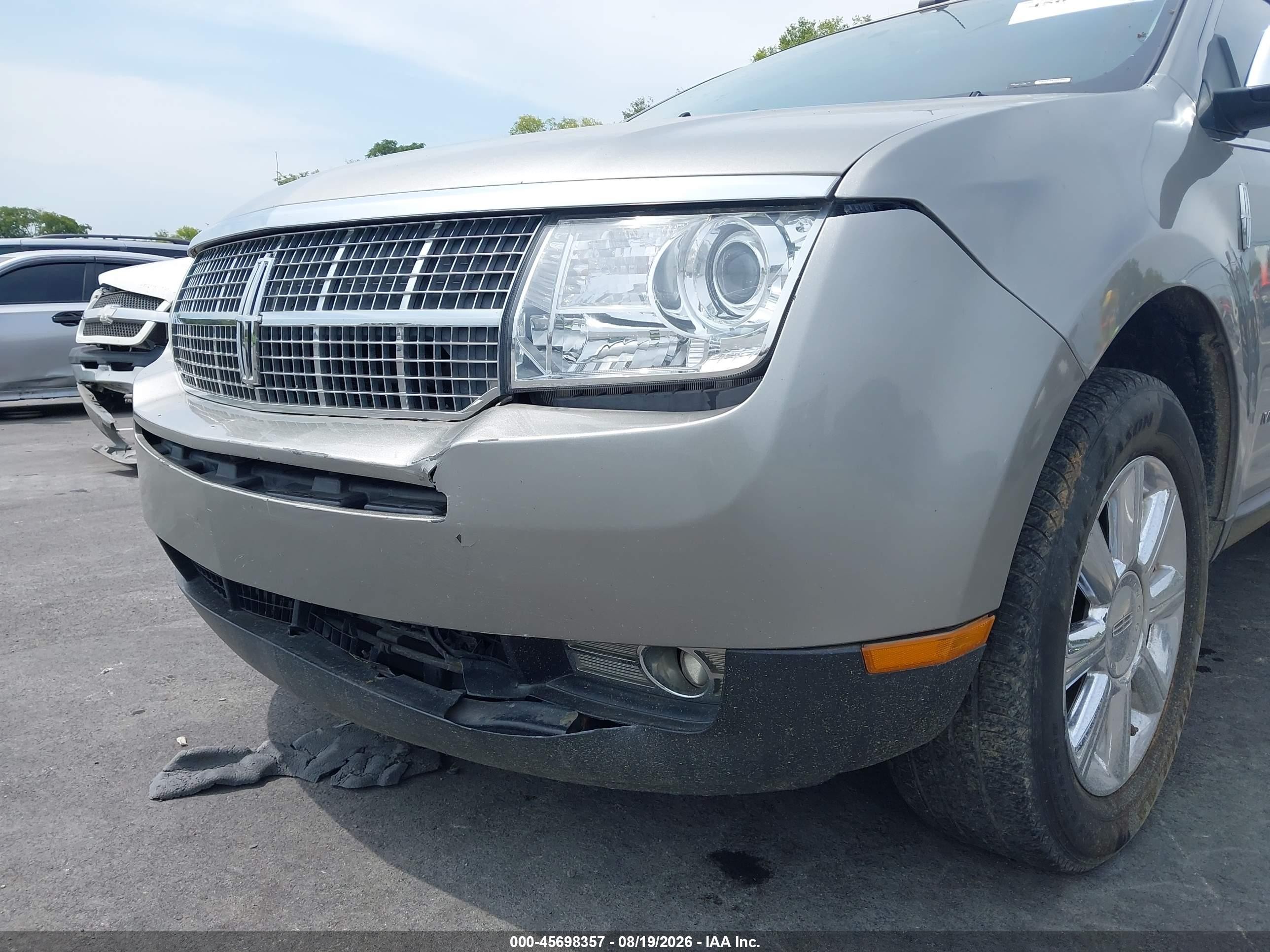 2008 Lincoln Mkx   Silver vin: 2LMDU88C88BJ29732