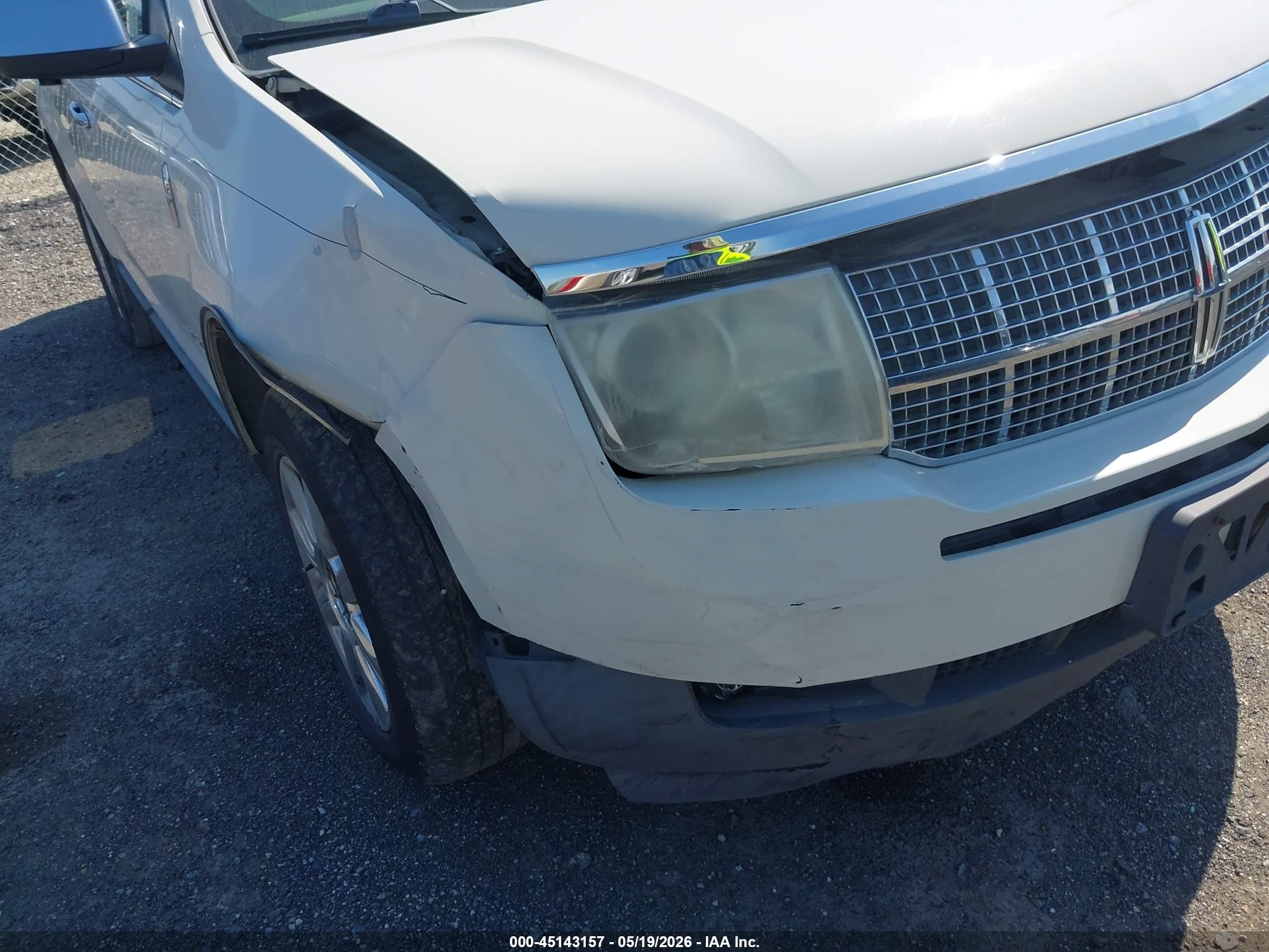 2009 Lincoln Mkx   White vin: 2LMDU88C89BJ05111