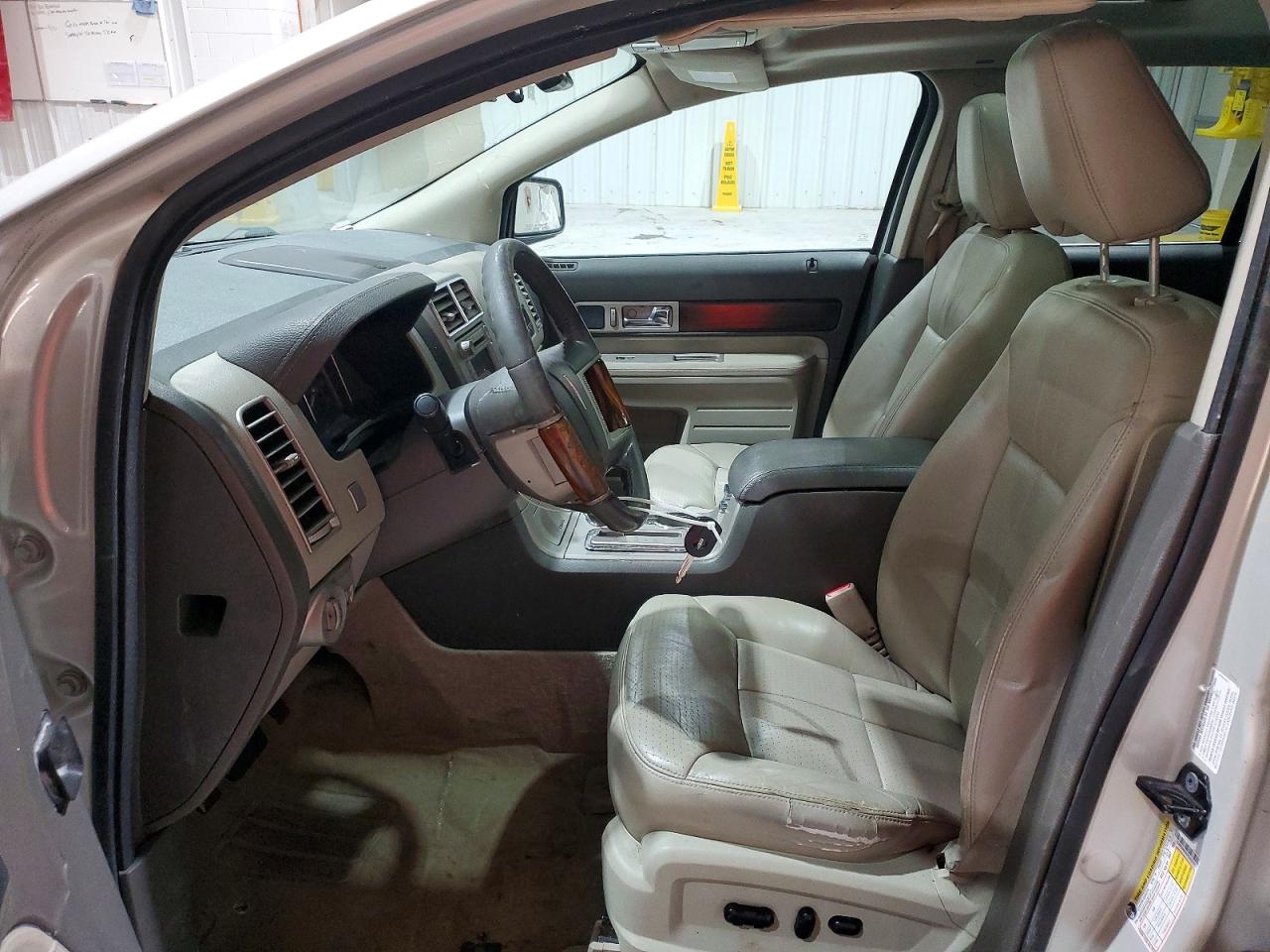 2007 Lincoln Mkx Beige vin: 2LMDU88C97BJ33724