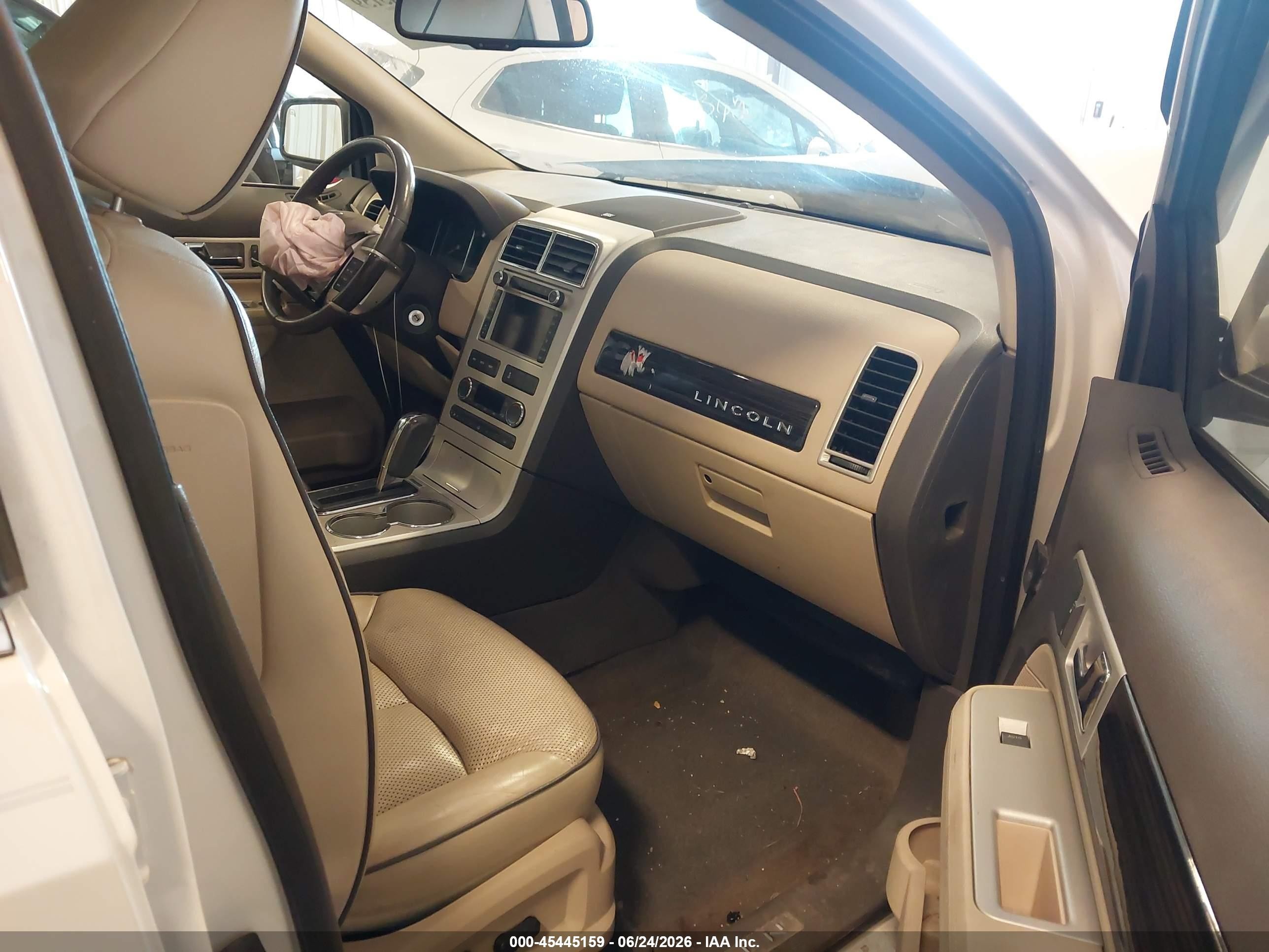 2009 Lincoln Mkx   White vin: 2LMDU88C99BJ01004