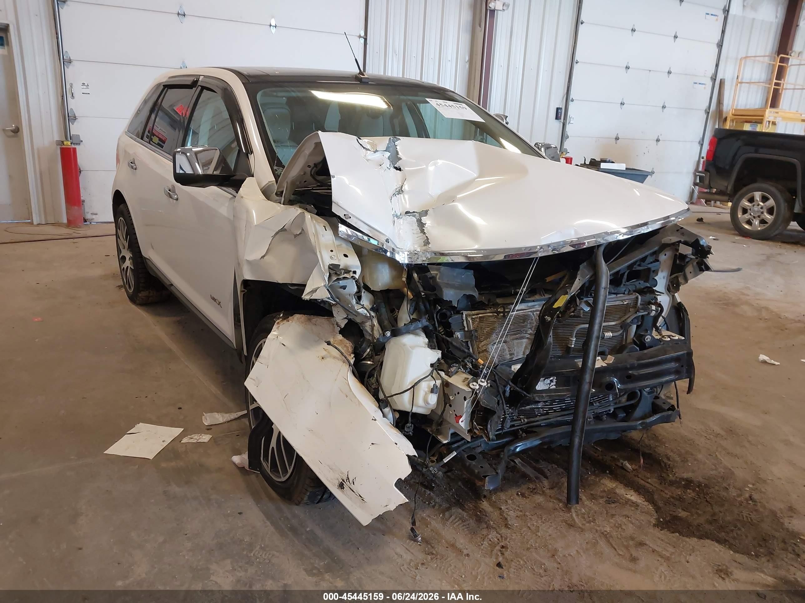 2009 Lincoln Mkx   White vin: 2LMDU88C99BJ01004