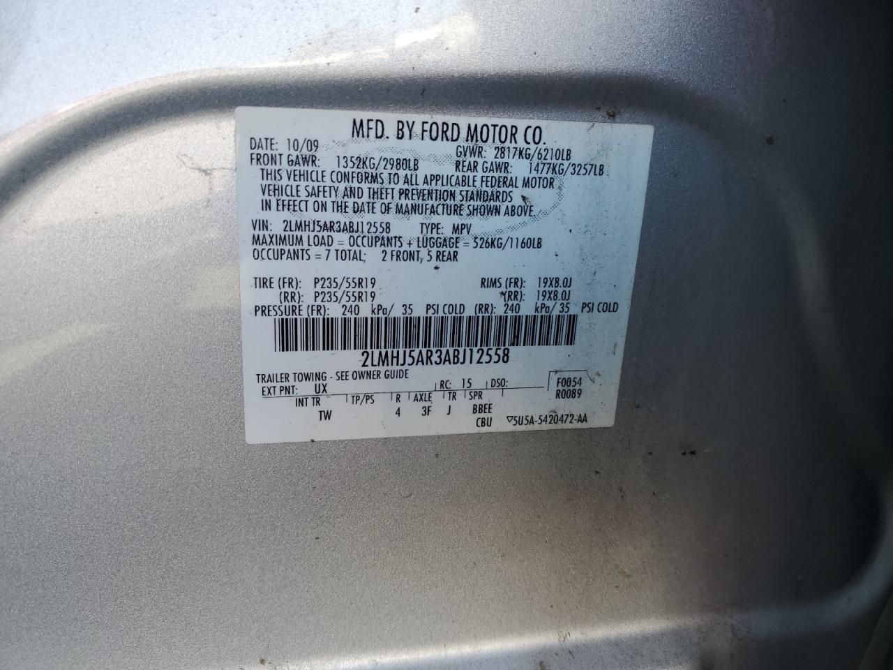 2010 Lincoln Mkt Silver vin: 2LMHJ5AR3ABJ12558
