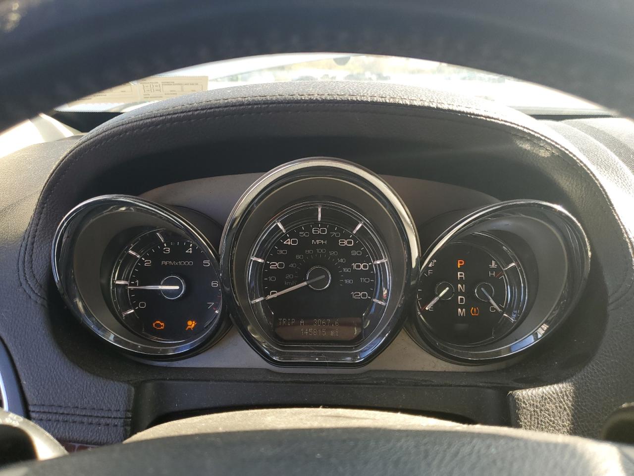 2010 Lincoln Mkt Silver vin: 2LMHJ5AR3ABJ12558