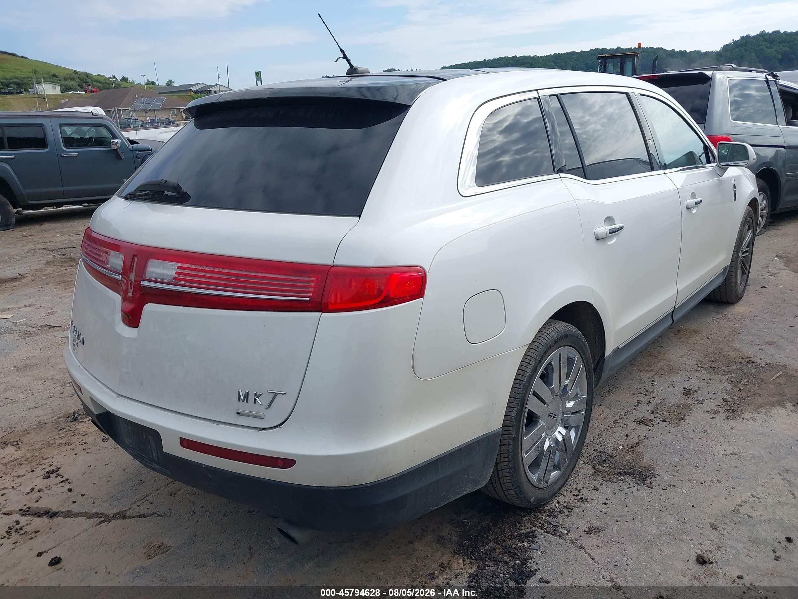 2013 Lincoln Mkt Ecoboost Белый vin: 2LMHJ5AT0DBL52179