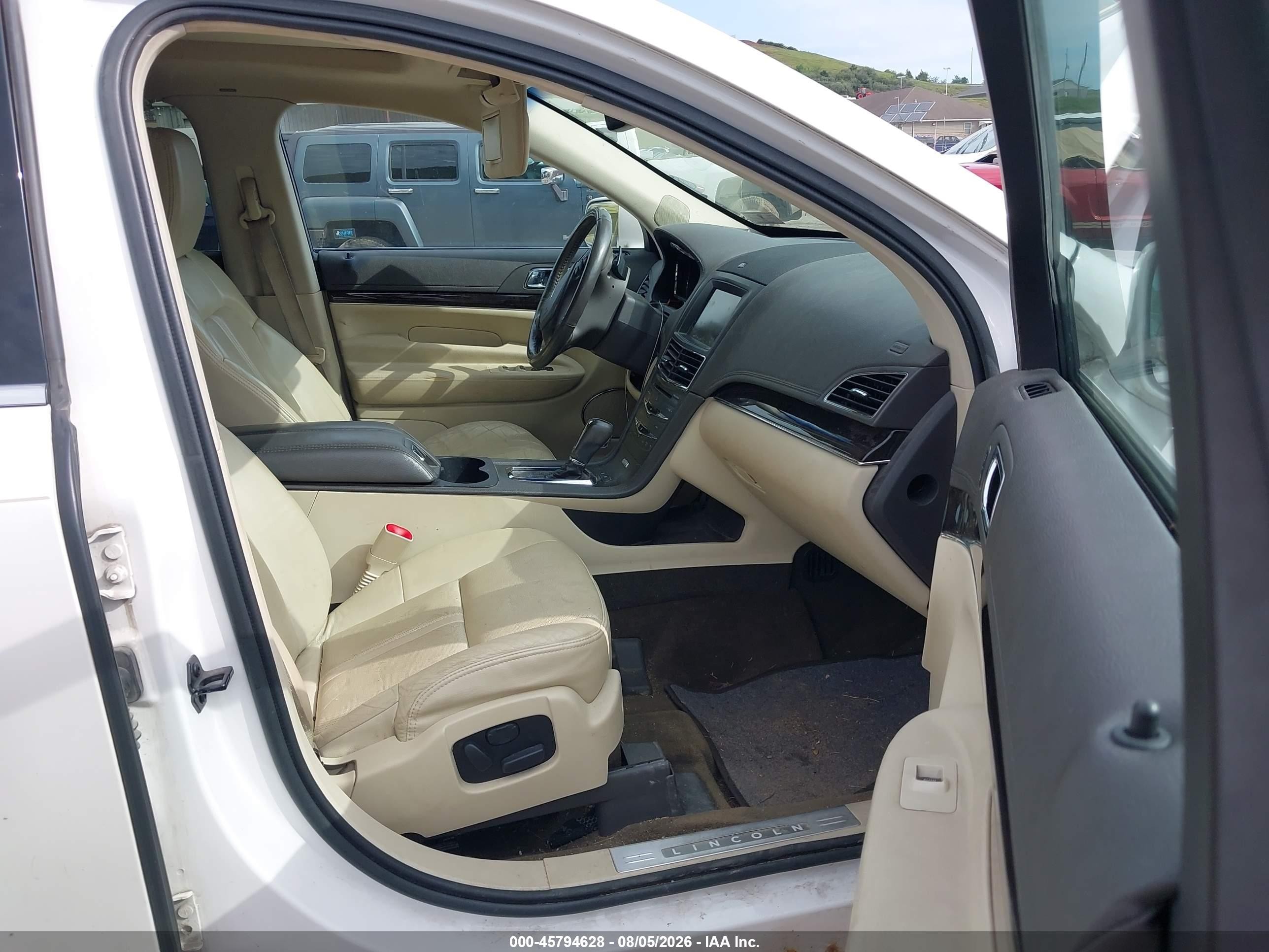 2013 Lincoln Mkt Ecoboost Белый vin: 2LMHJ5AT0DBL52179