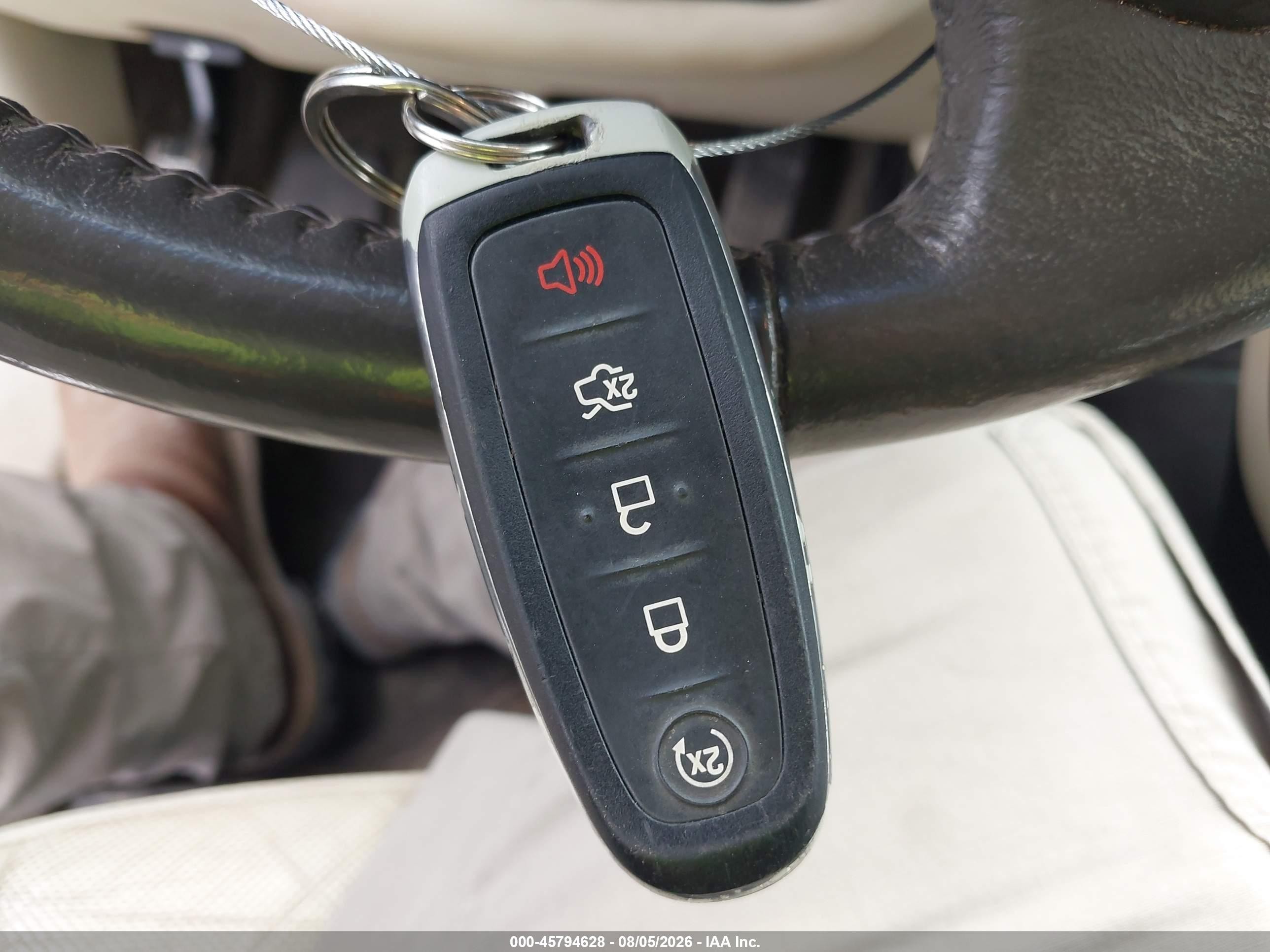 2013 Lincoln Mkt Ecoboost Белый vin: 2LMHJ5AT0DBL52179