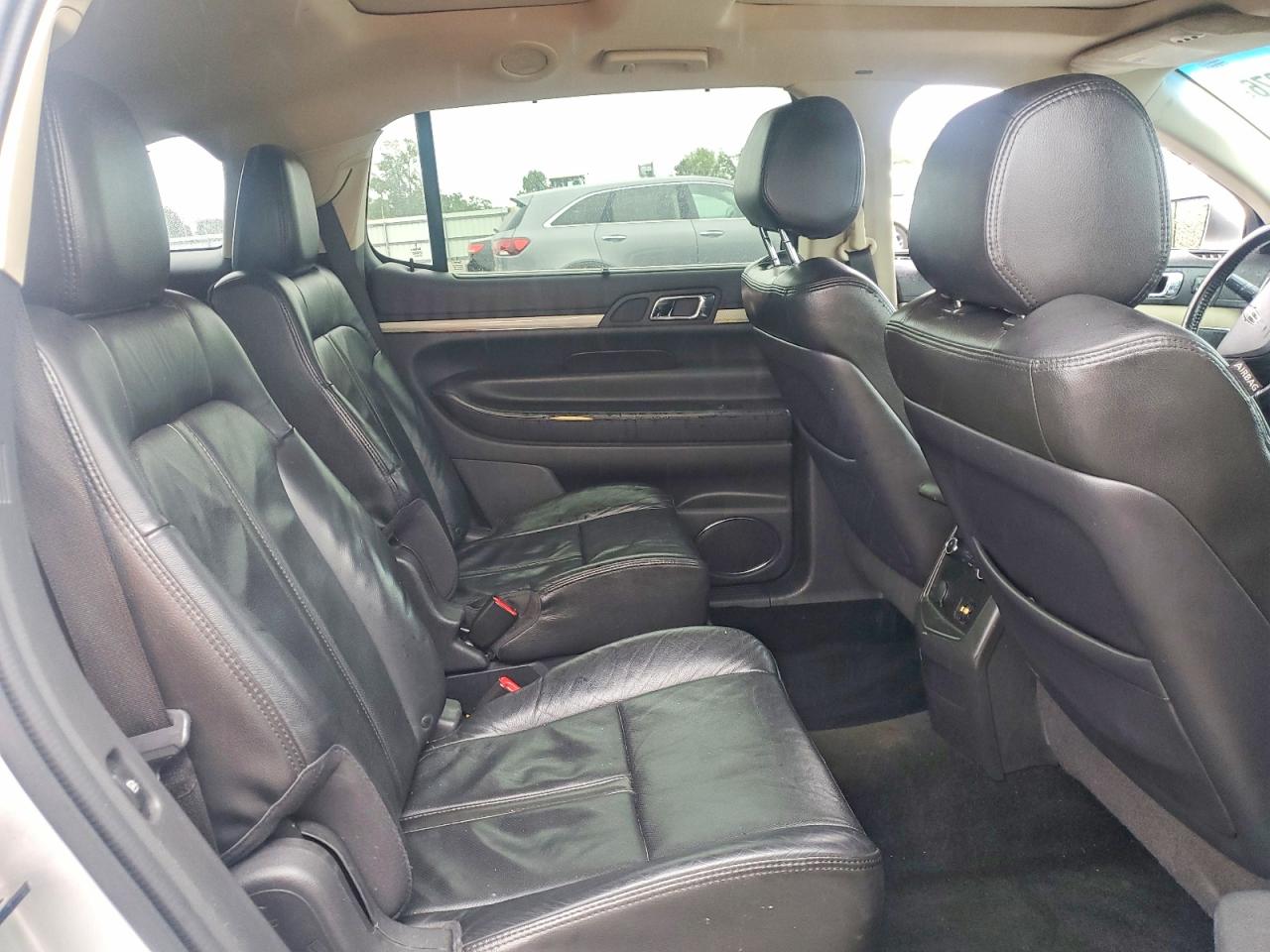 2013 Lincoln Mkt Серебряный vin: 2LMHJ5AT0DBL56314