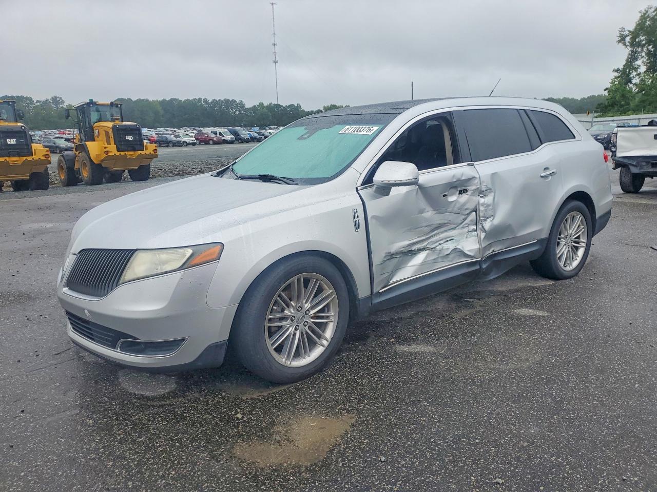2013 Lincoln Mkt Silver vin: 2LMHJ5AT0DBL56314