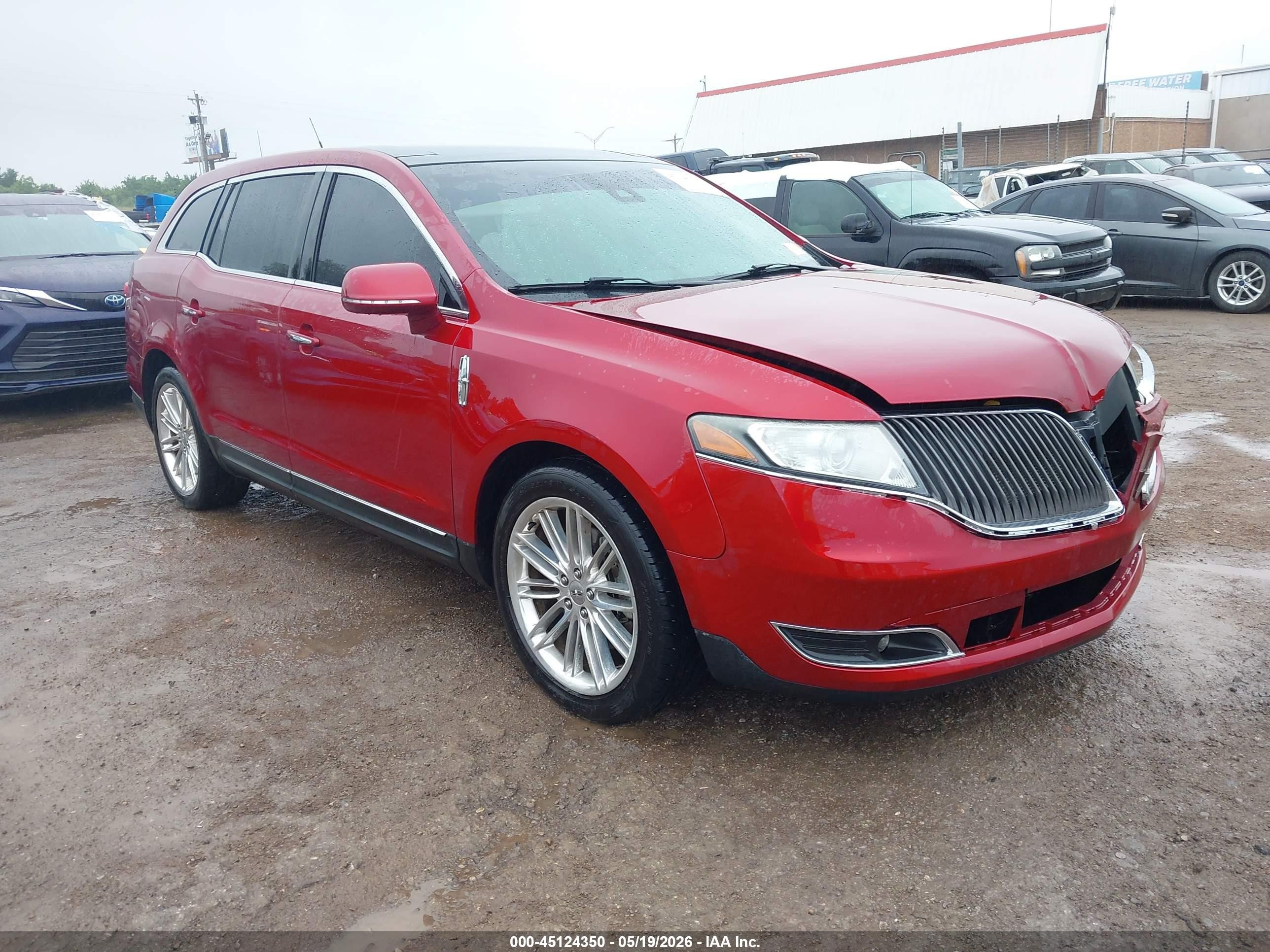 2014 Lincoln Mkt Ecoboost Red vin: 2LMHJ5AT0EBL52037