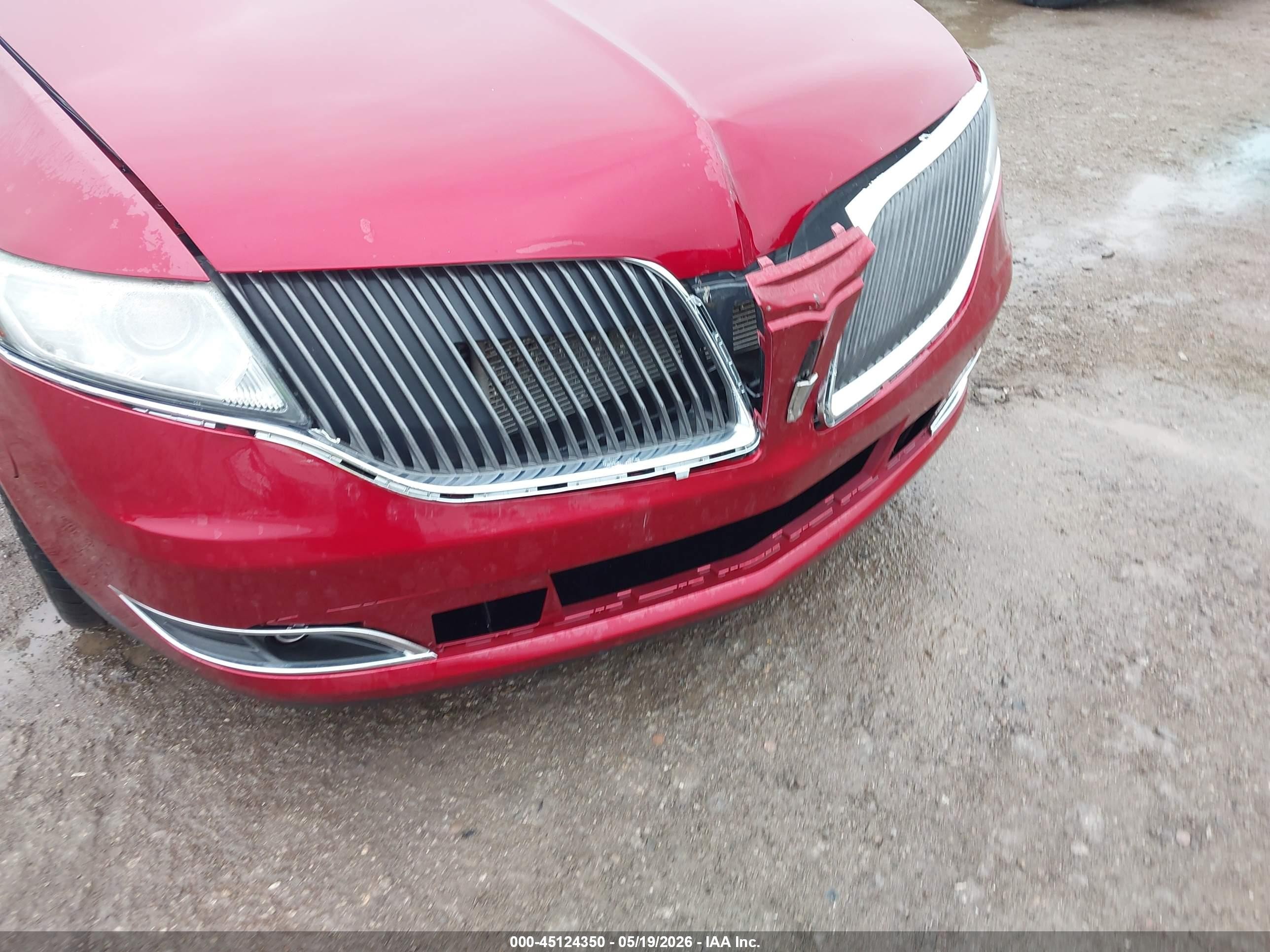 2014 Lincoln Mkt Ecoboost Red vin: 2LMHJ5AT0EBL52037