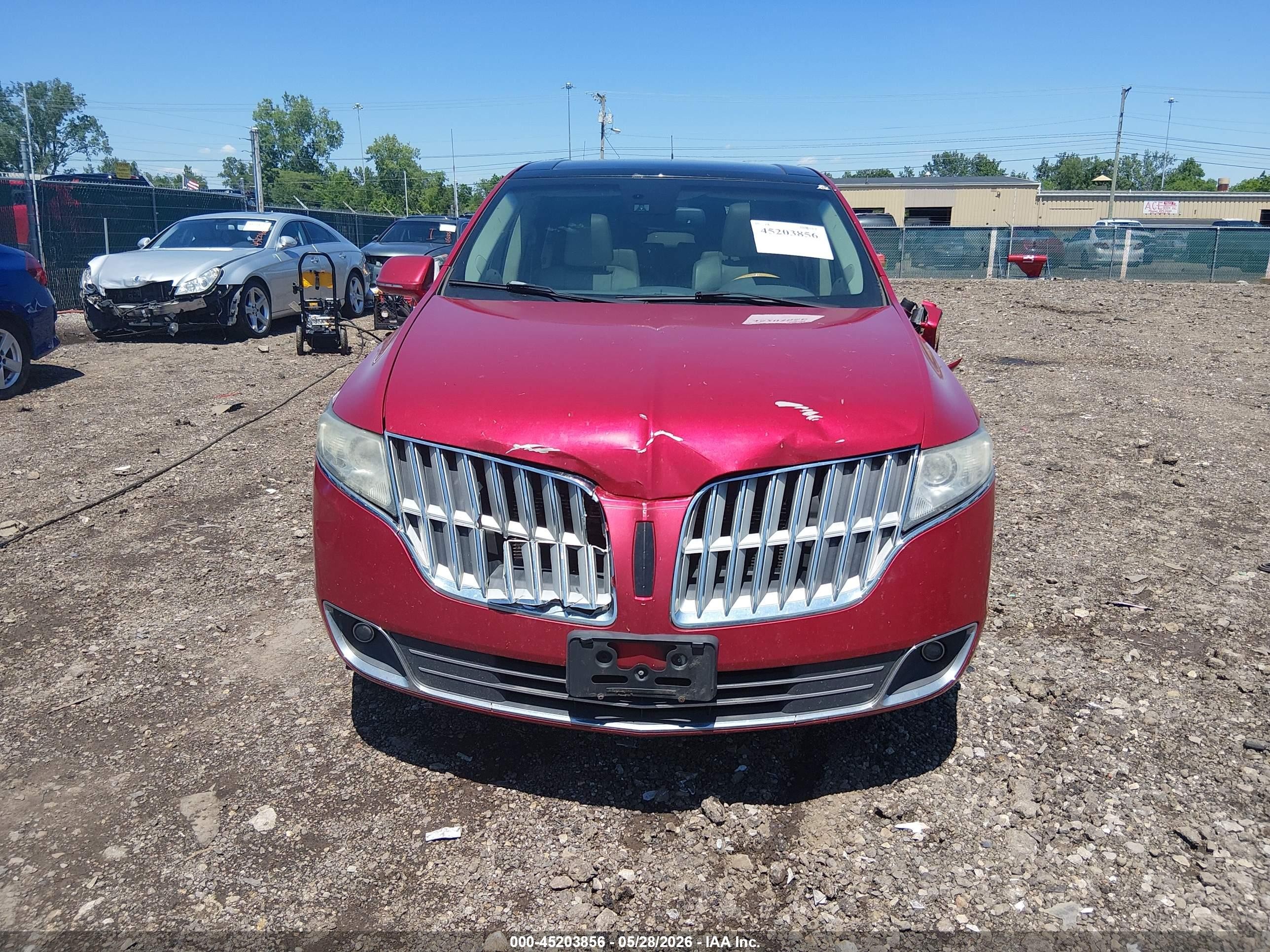 2010 Lincoln Mkt Ecoboost Red vin: 2LMHJ5AT1ABJ10576