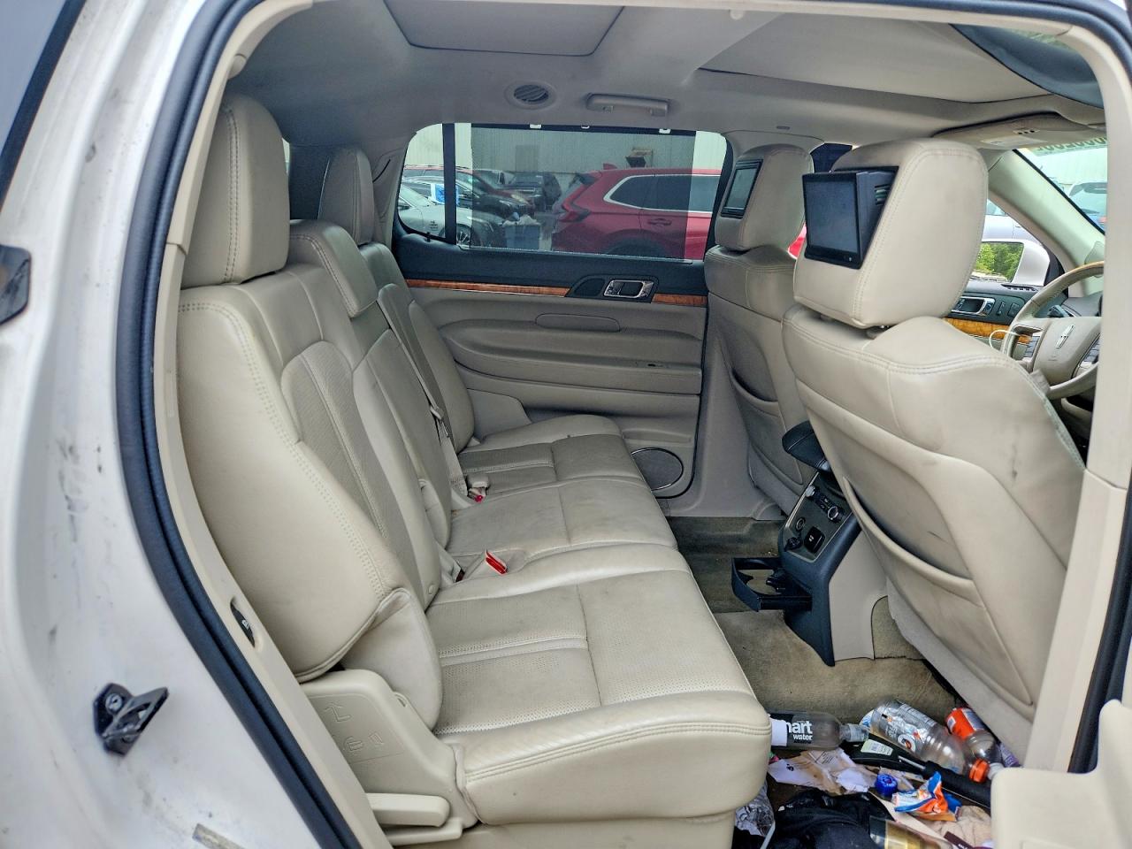 2011 Lincoln Mkt Белый vin: 2LMHJ5AT1BBJ50125