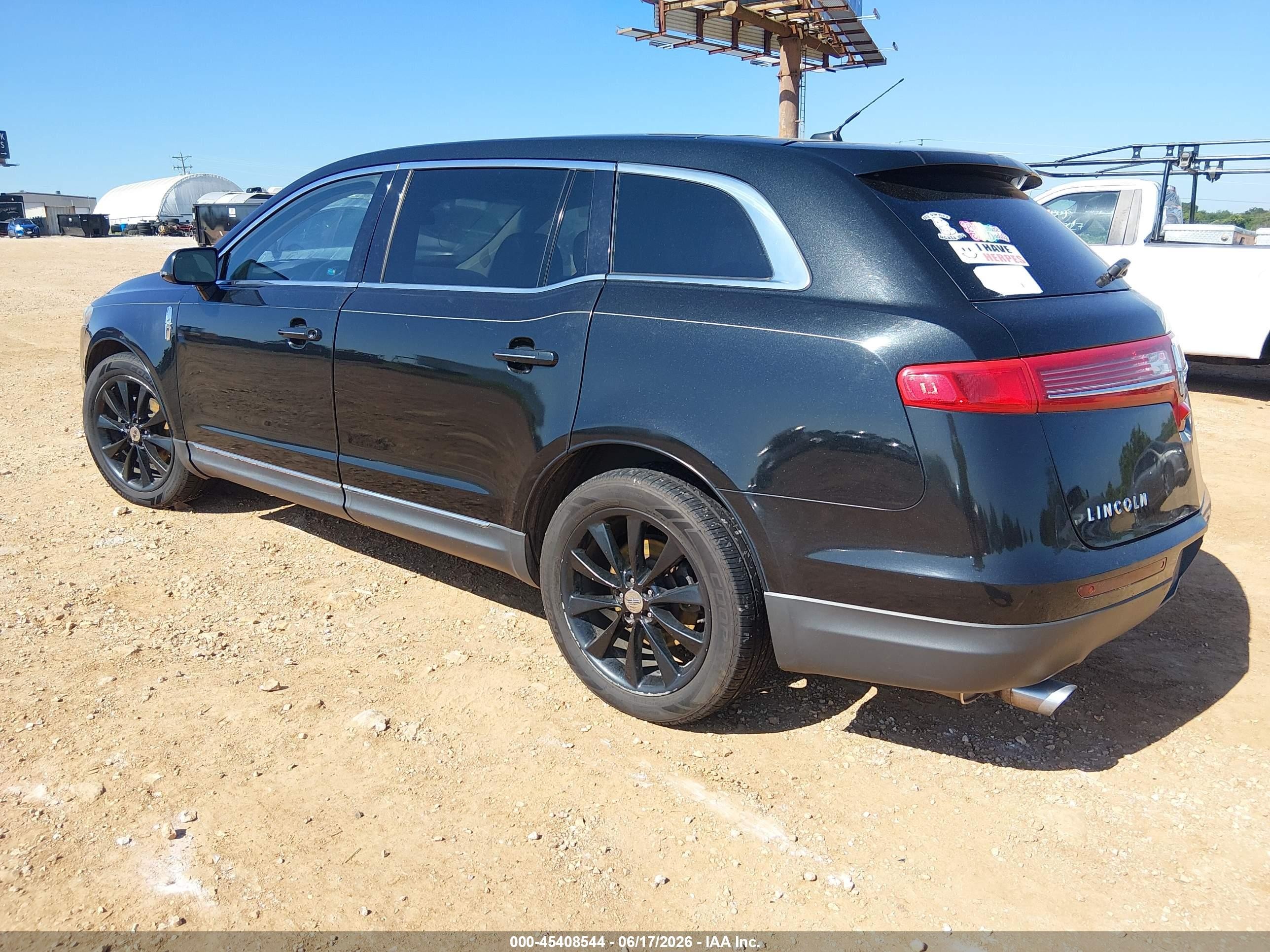 2011 Lincoln Mkt Ecoboost Black vin: 2LMHJ5AT1BBJ52215