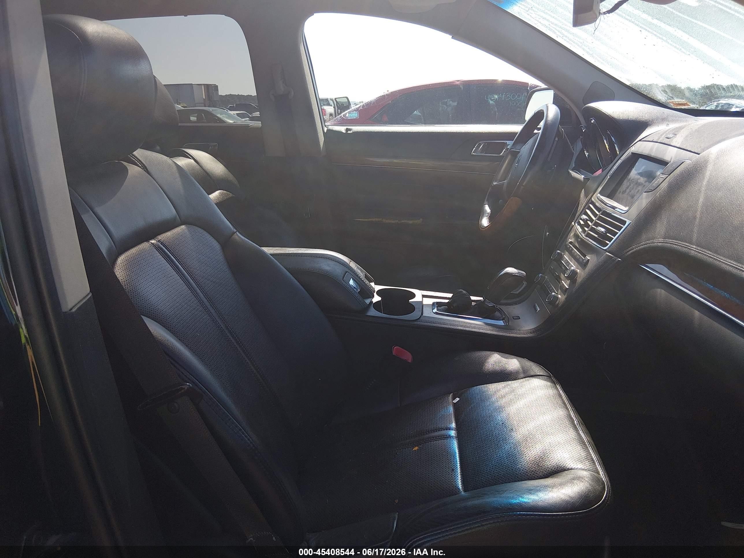 2011 Lincoln Mkt Ecoboost Black vin: 2LMHJ5AT1BBJ52215