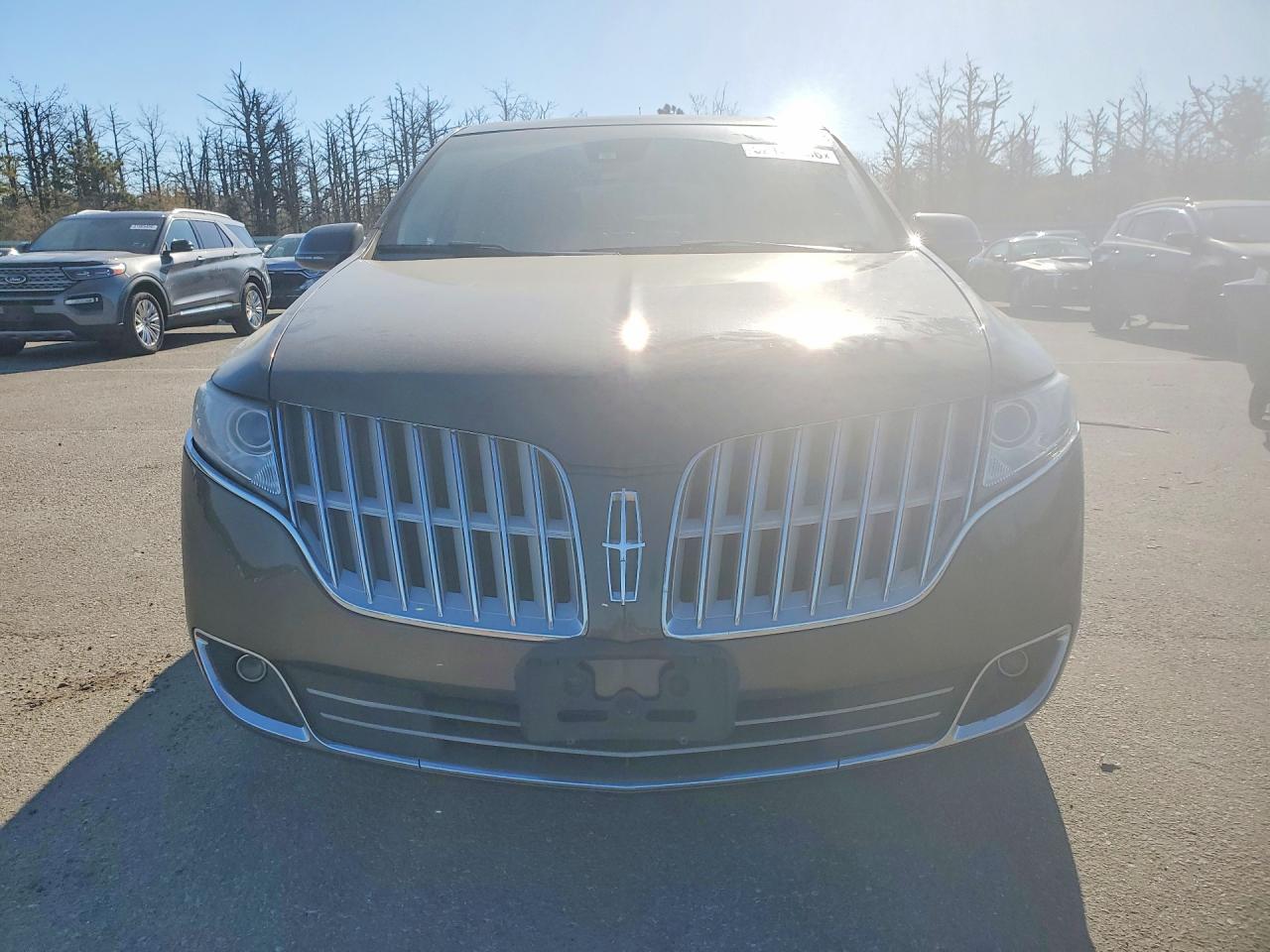 2011 Lincoln Mkt Серый vin: 2LMHJ5AT1BBJ52926