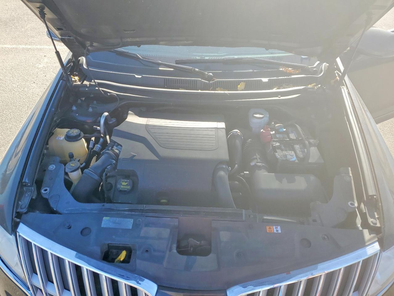 2011 Lincoln Mkt Серый vin: 2LMHJ5AT1BBJ52926