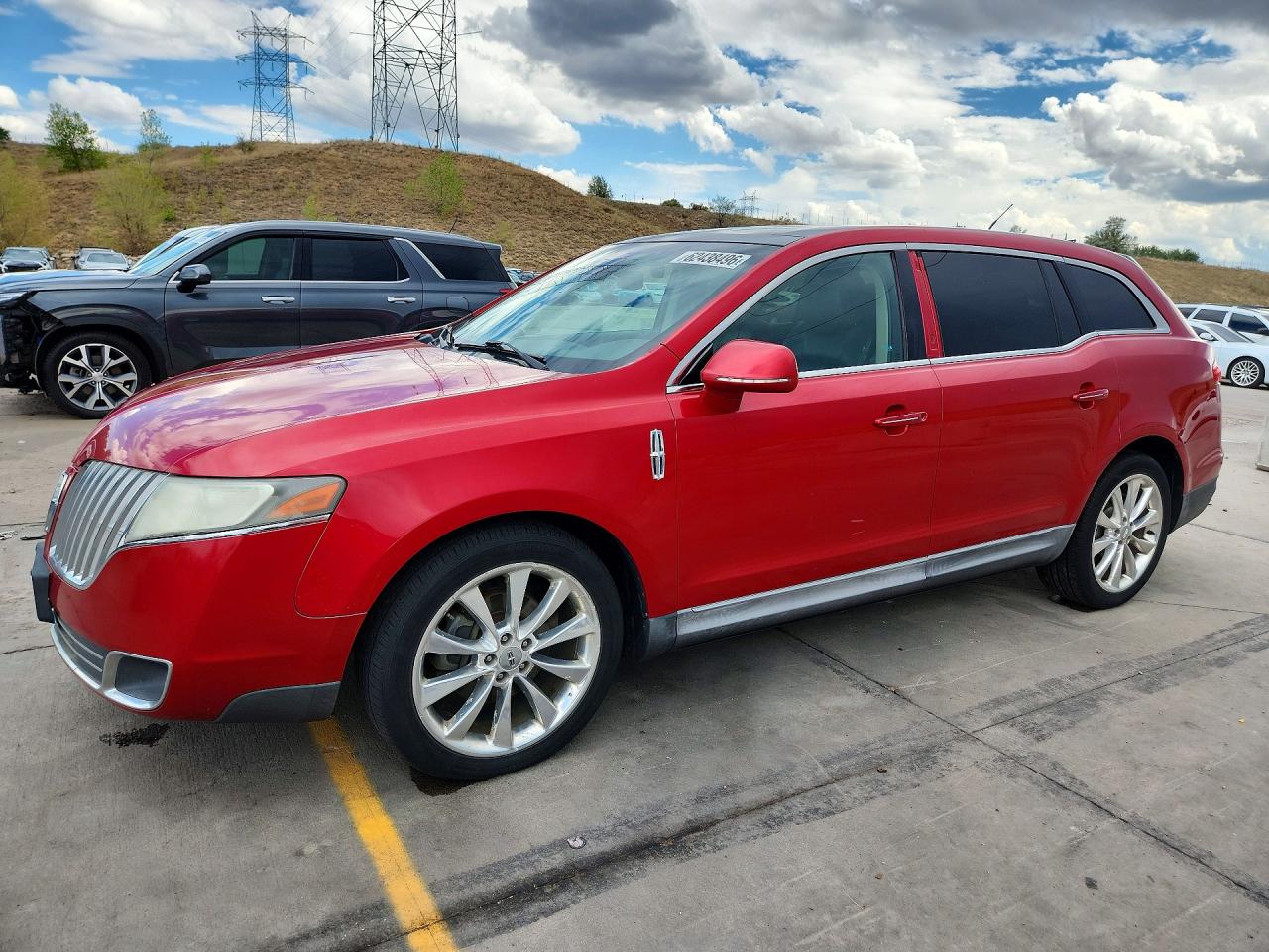 2012 Lincoln Mkt Red vin: 2LMHJ5AT1CBL50665