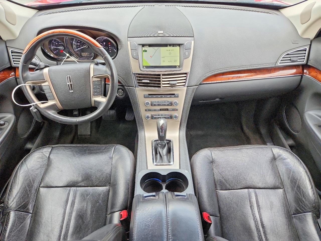 2012 Lincoln Mkt Red vin: 2LMHJ5AT1CBL50665