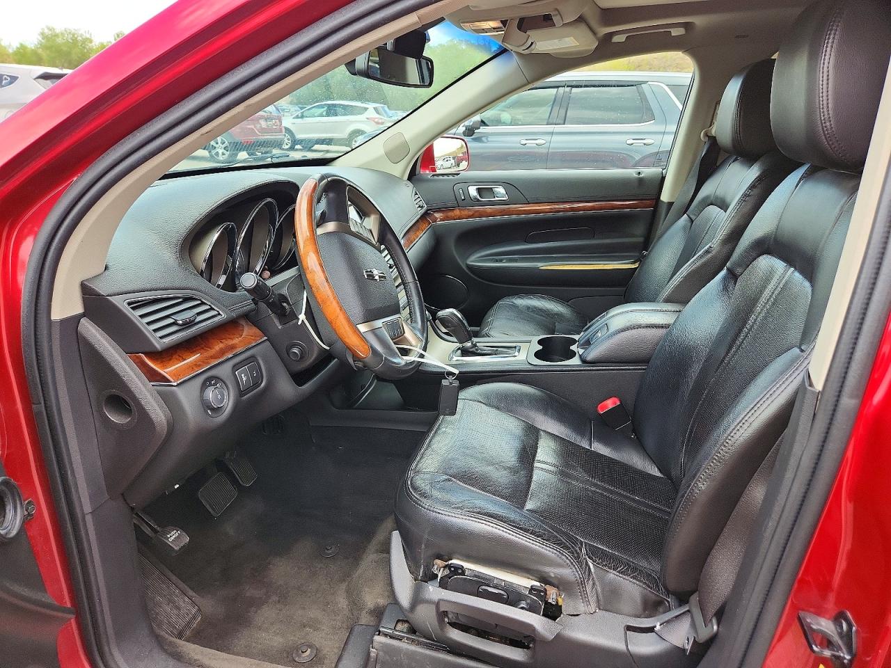 2012 Lincoln Mkt Red vin: 2LMHJ5AT1CBL50665