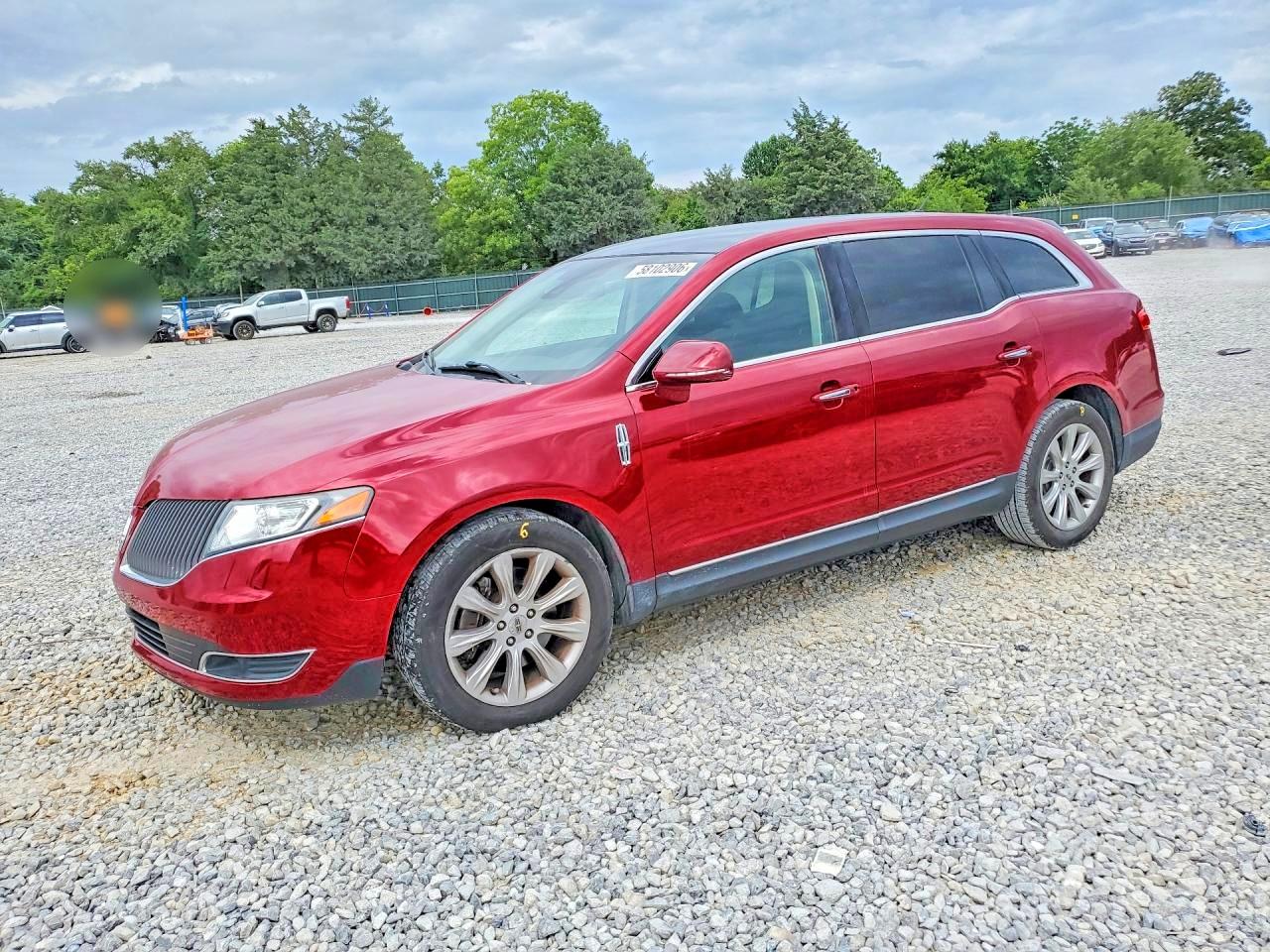 2014 Lincoln Mkt Red vin: 2LMHJ5AT1EBL54315