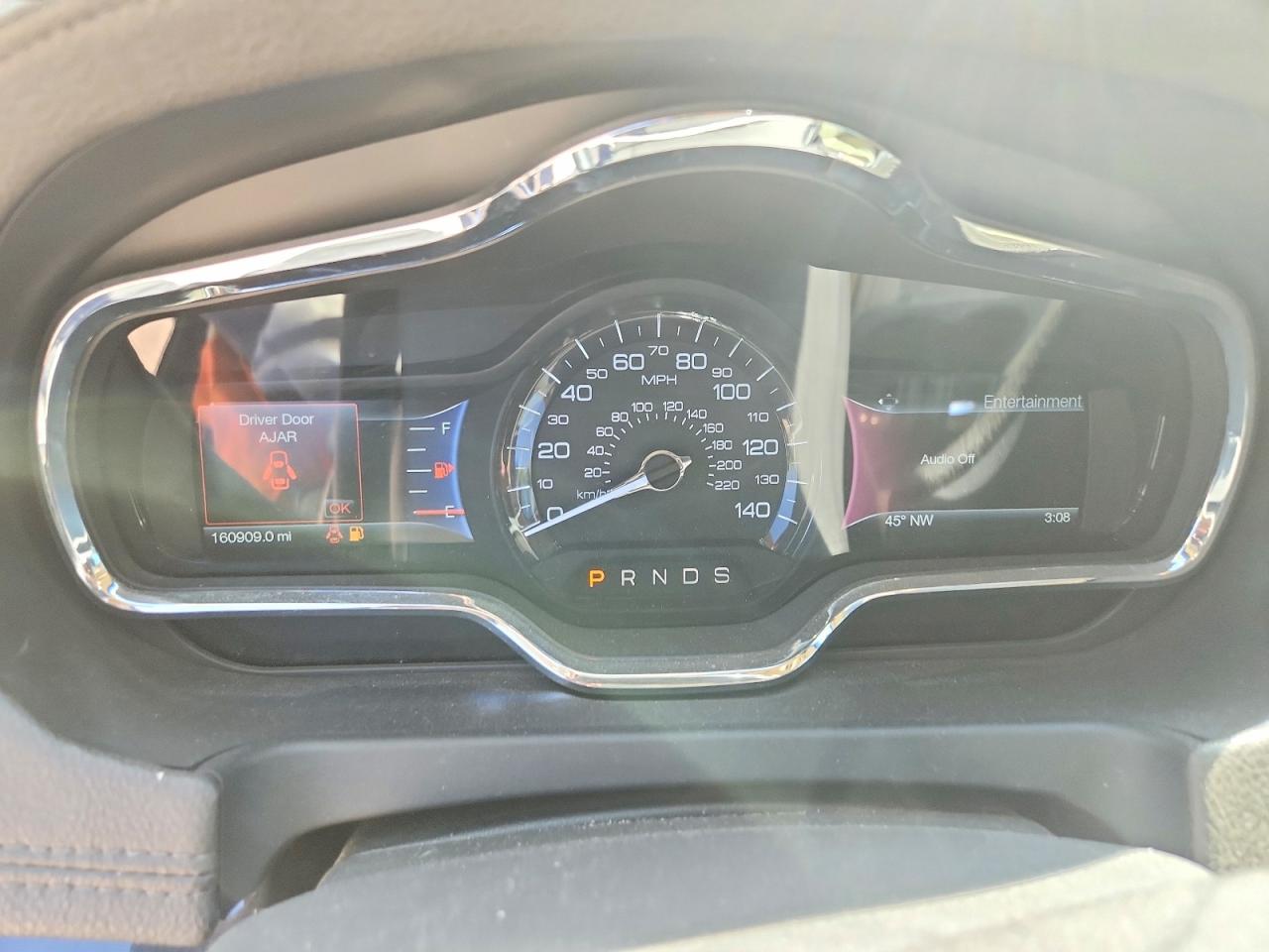 2014 Lincoln Mkt Red vin: 2LMHJ5AT1EBL58073