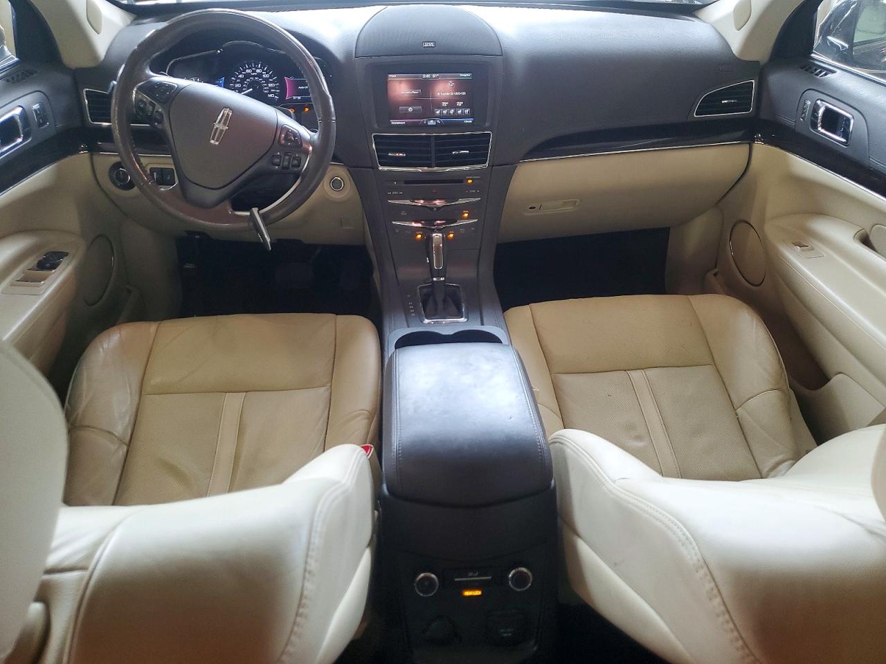2015 Lincoln Mkt Black vin: 2LMHJ5AT1FBL03057