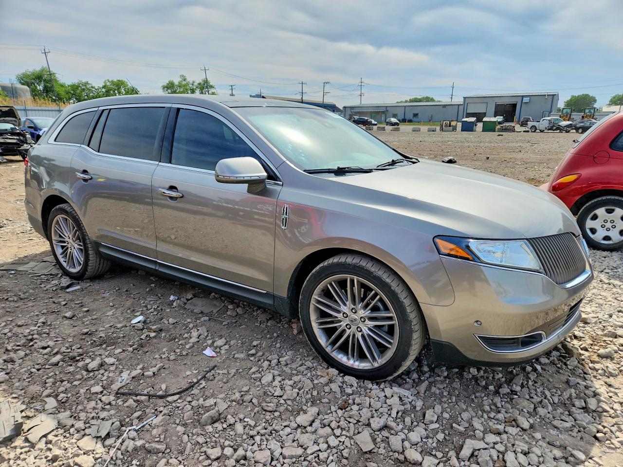2015 Lincoln Mkt Серый vin: 2LMHJ5AT1FBL03642