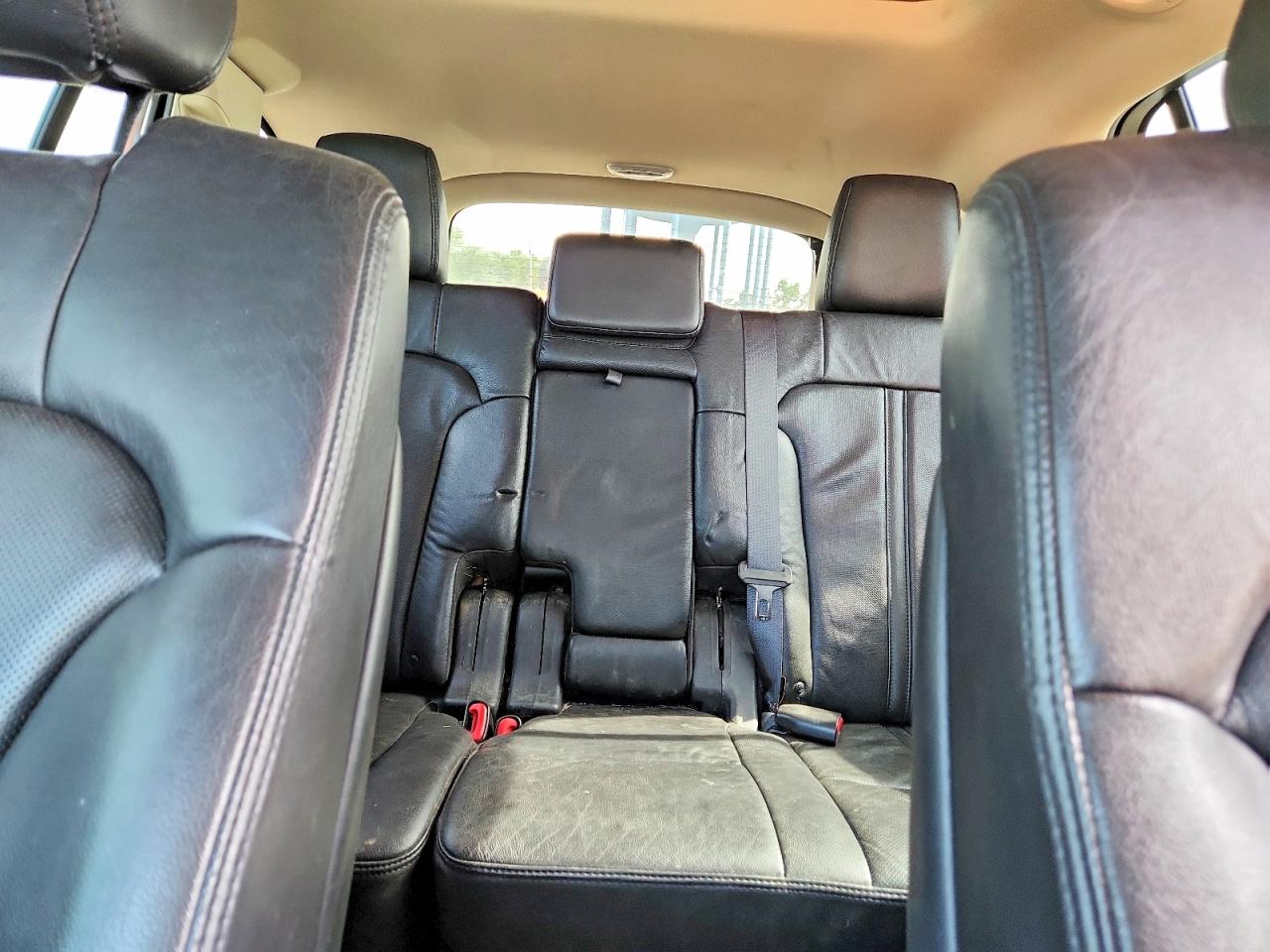 2015 Lincoln Mkt Серый vin: 2LMHJ5AT1FBL03642