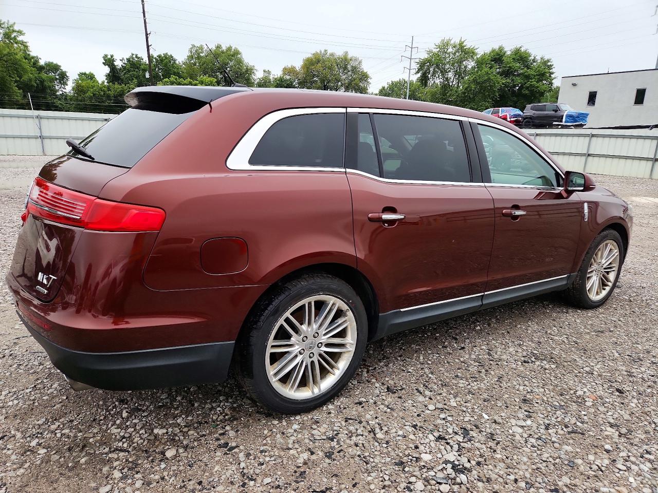 2015 Lincoln Mkt Brown vin: 2LMHJ5AT2FBL02029