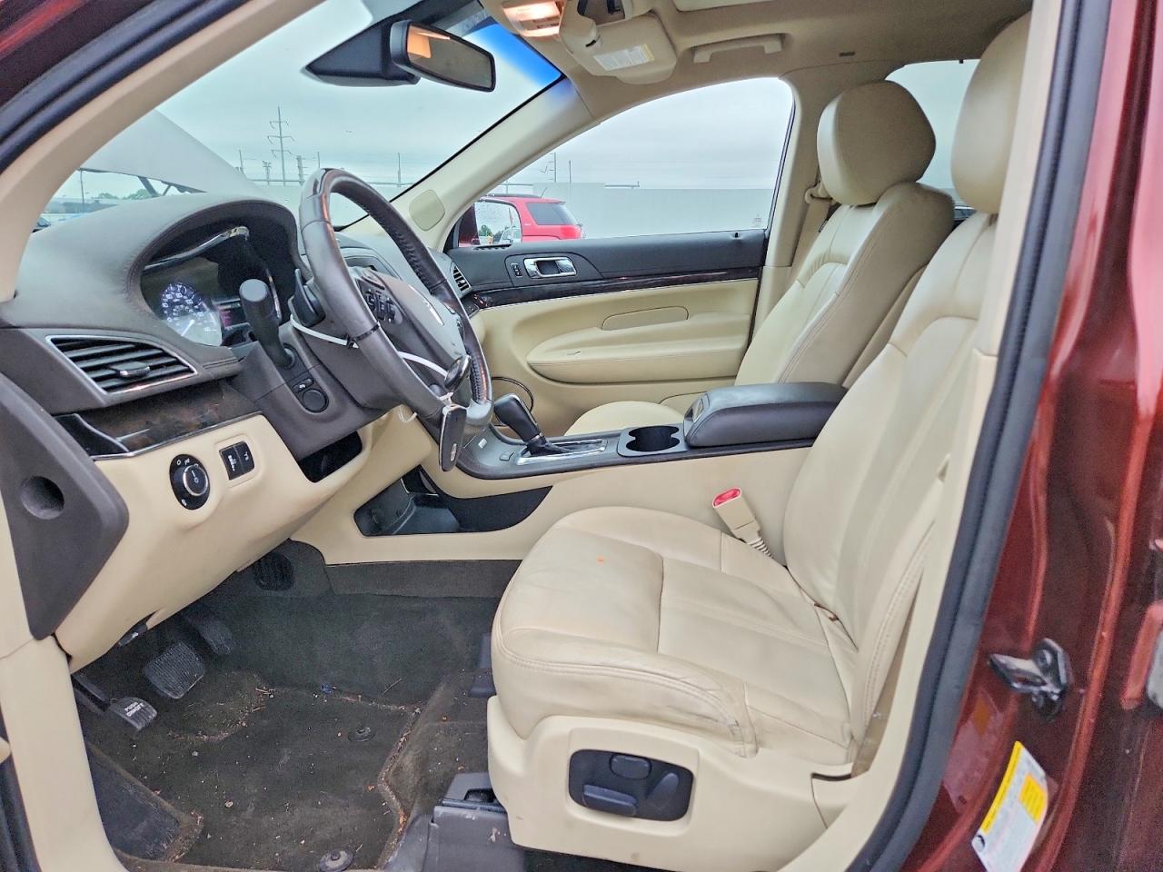 2015 Lincoln Mkt Brown vin: 2LMHJ5AT2FBL02029