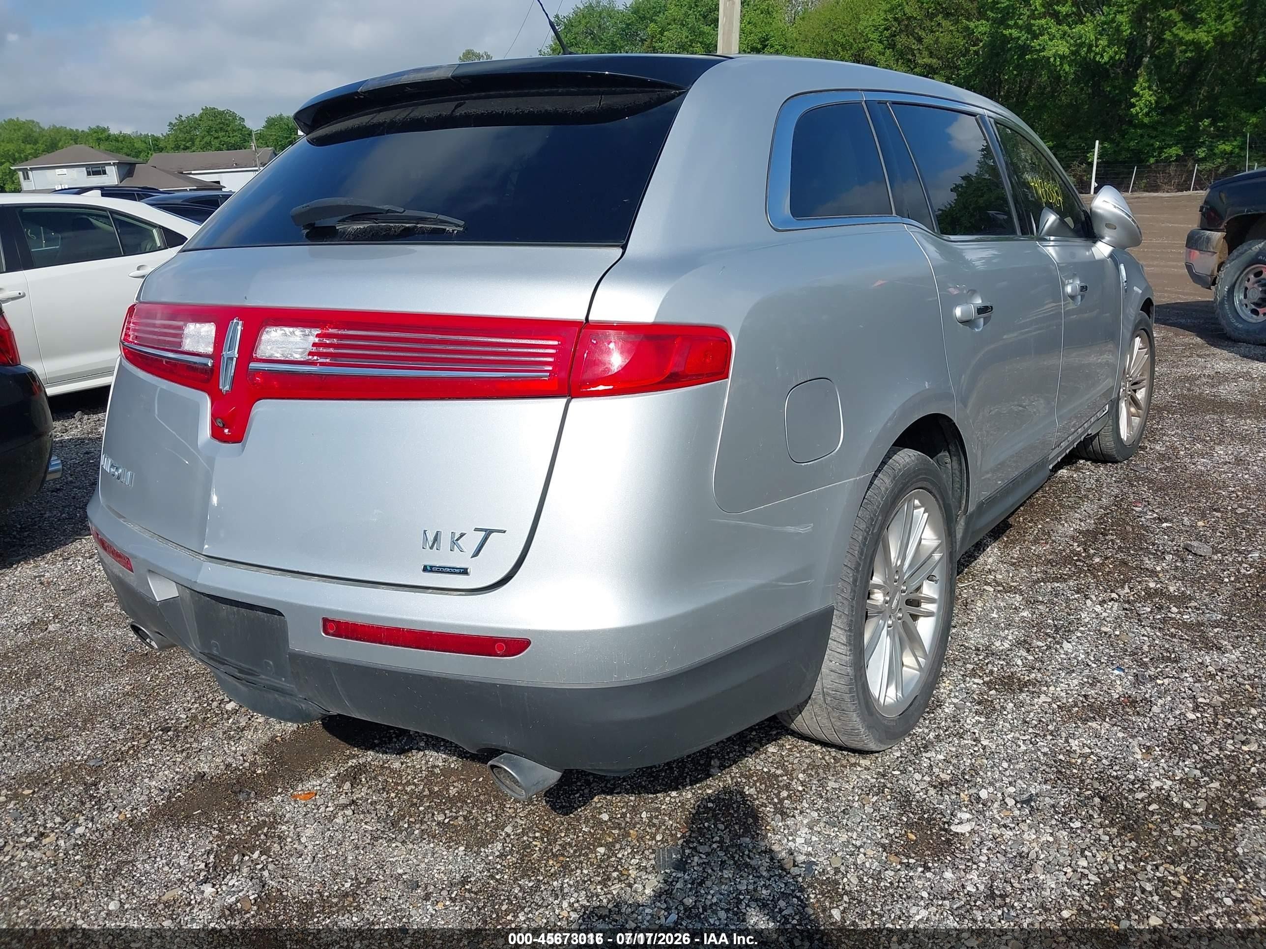 2015 Lincoln Mkt Ecoboost Silver vin: 2LMHJ5AT2FBL03035