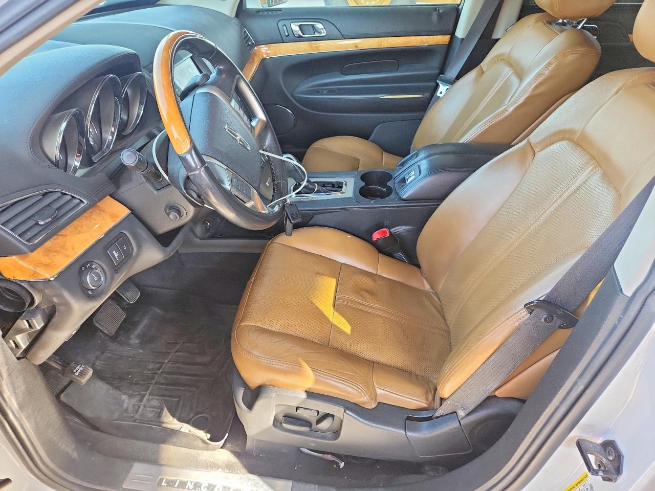 2012 Lincoln Mkt Белый vin: 2LMHJ5AT3CBL51431