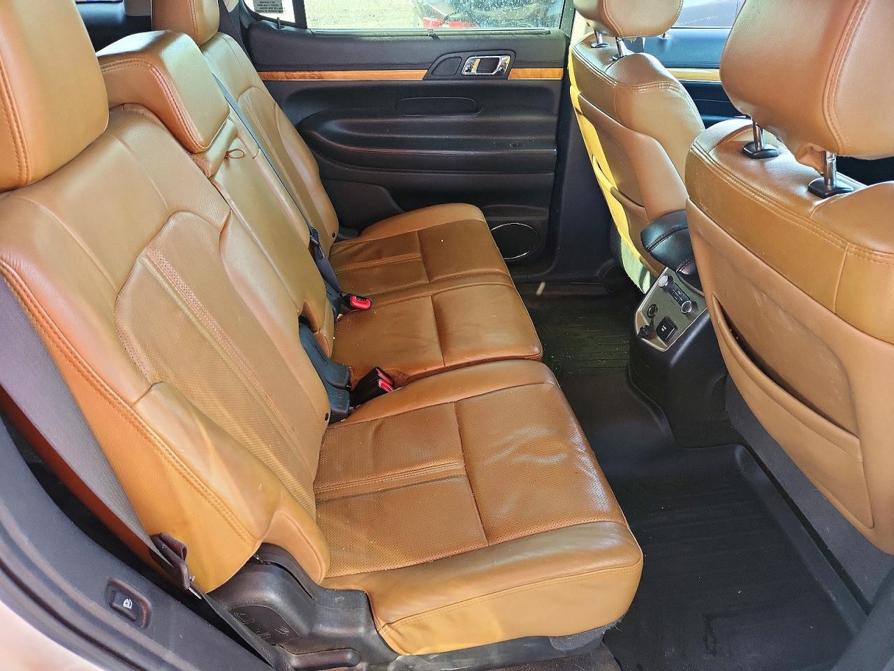 2012 Lincoln Mkt Белый vin: 2LMHJ5AT3CBL51431