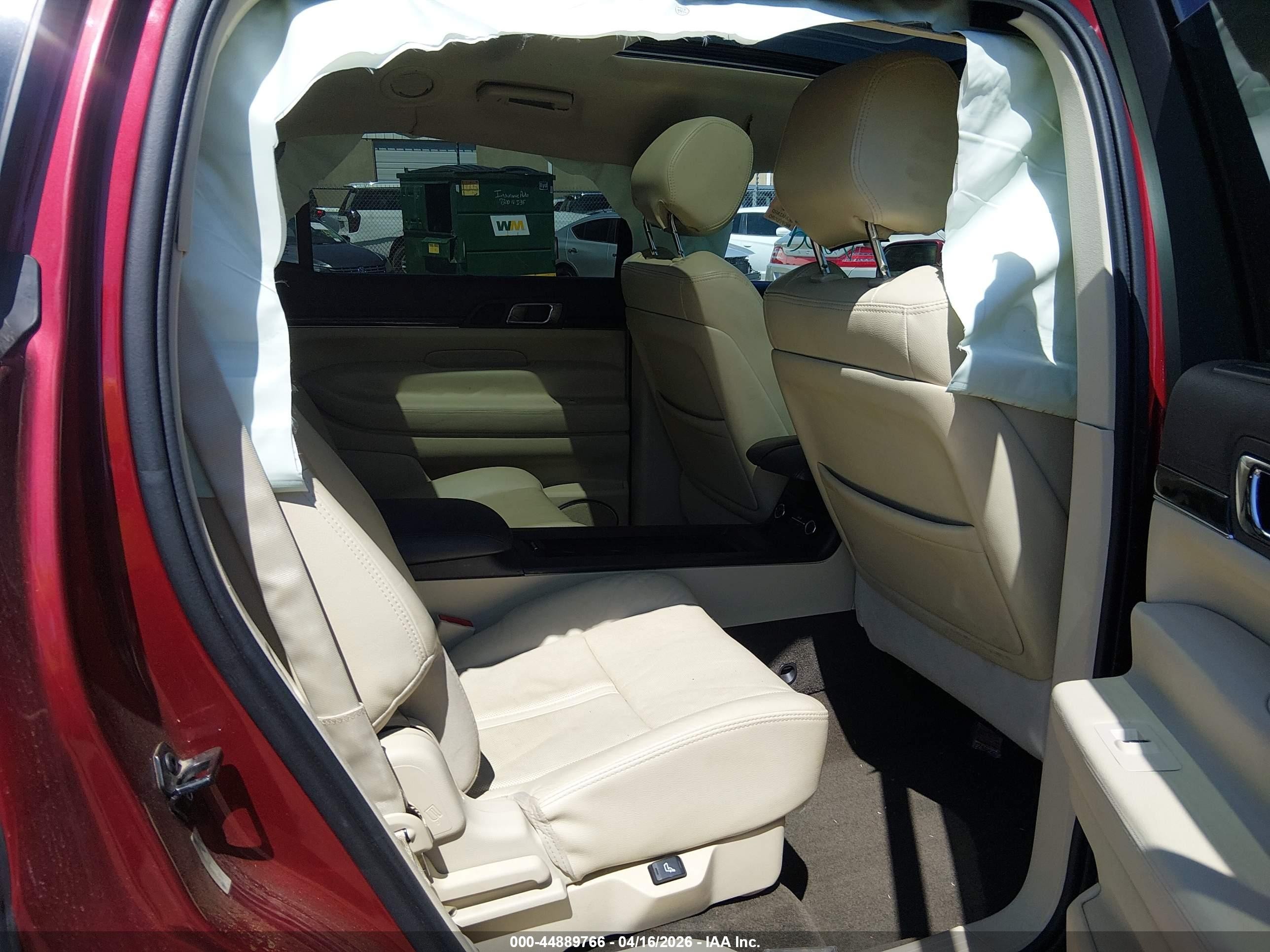 2013 Lincoln Mkt Ecoboost Red vin: 2LMHJ5AT3DBL50233
